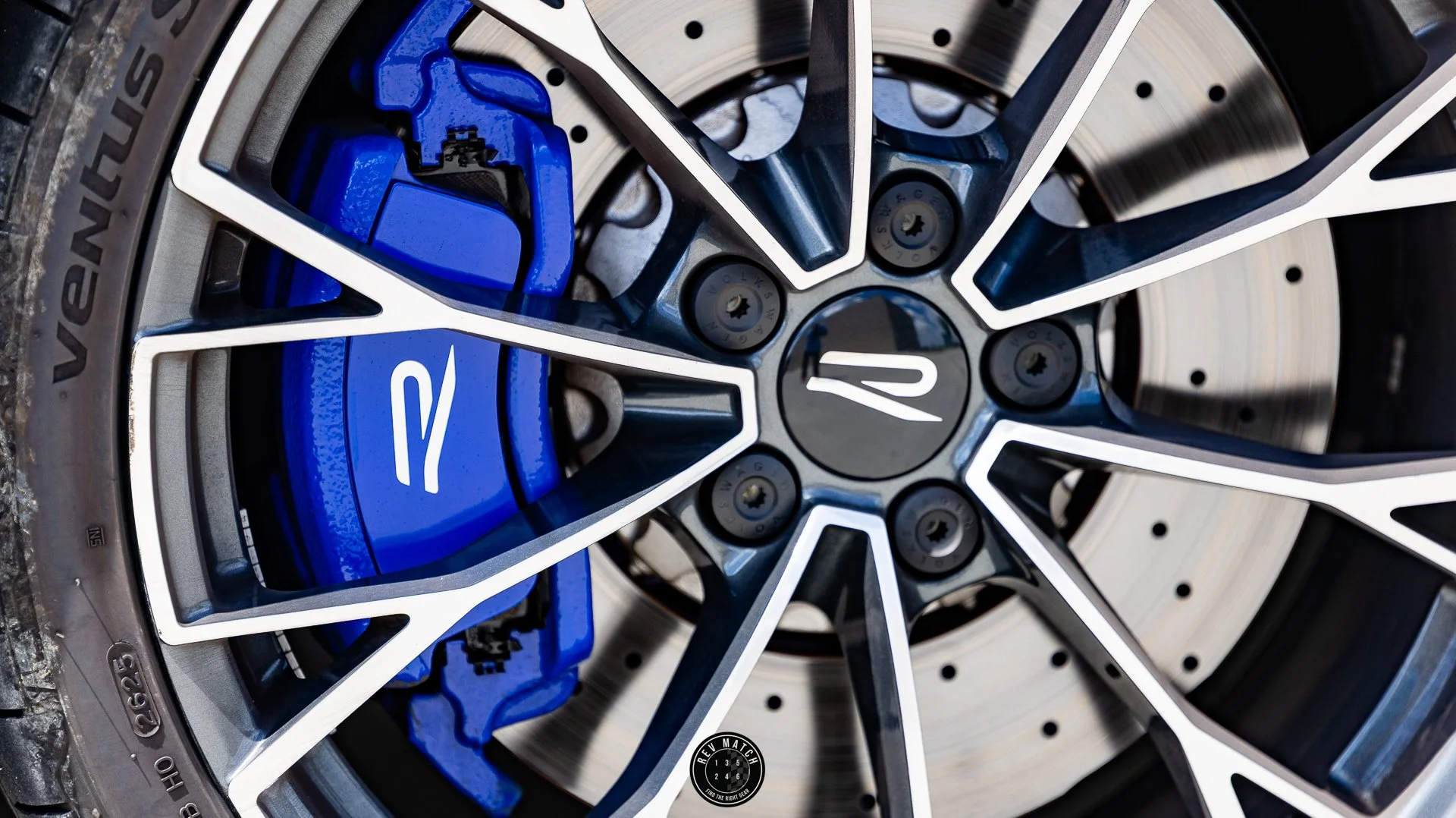 2026 Volkswagen Golf R-8.jpg