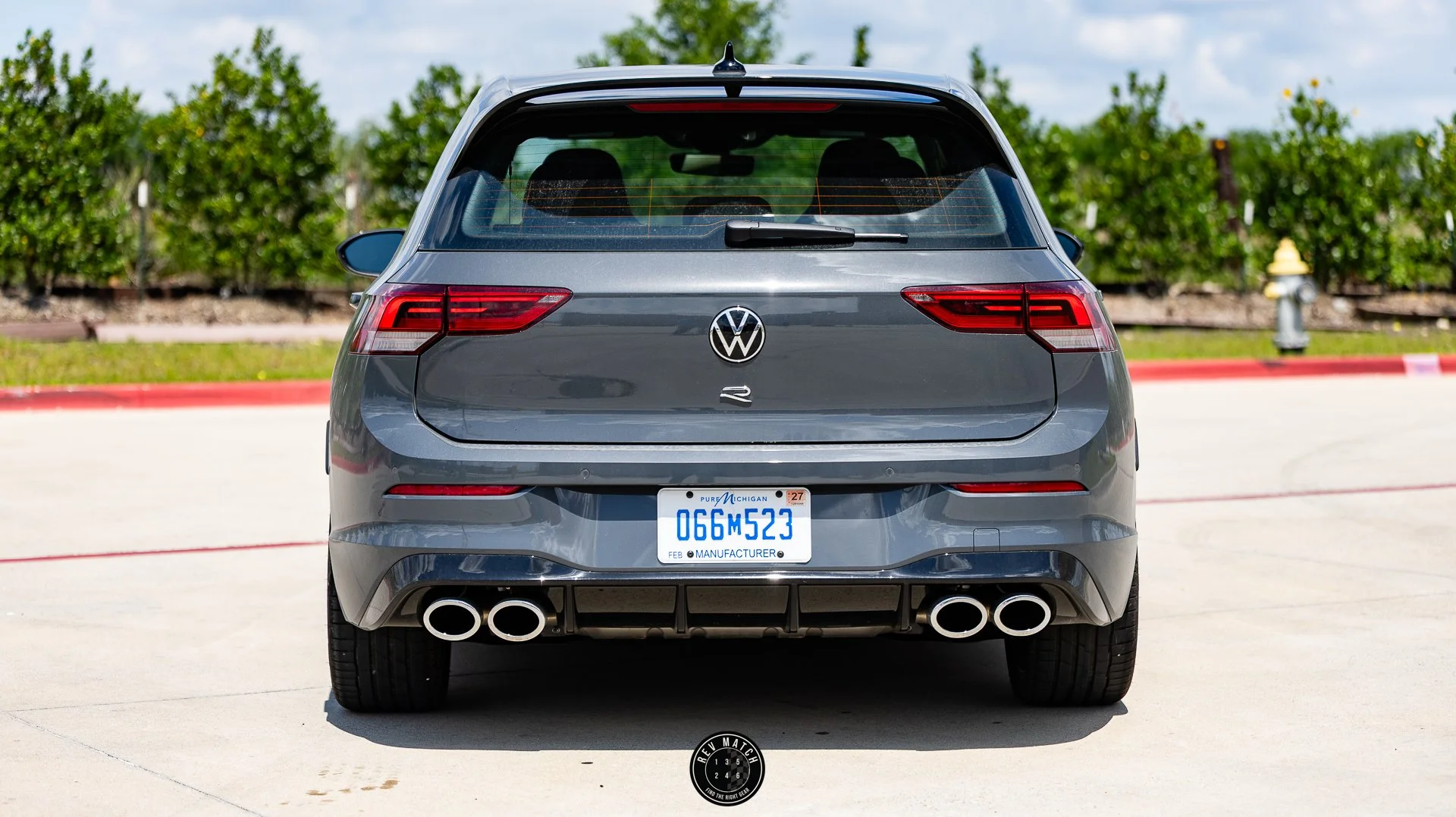 2026 Volkswagen Golf R-12.jpg