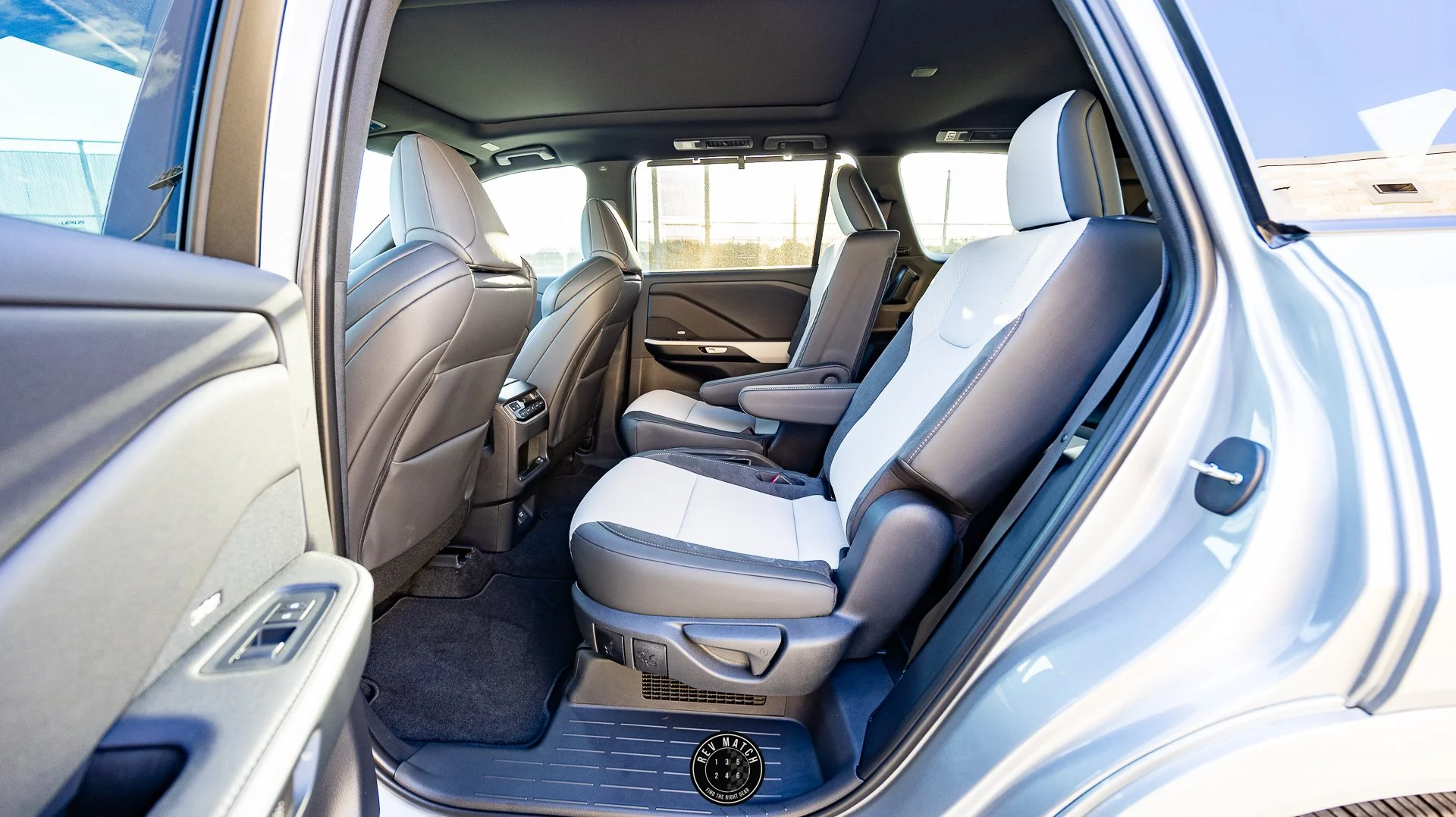 2026 Lexus TX 500h F Sport AWD-43.jpg