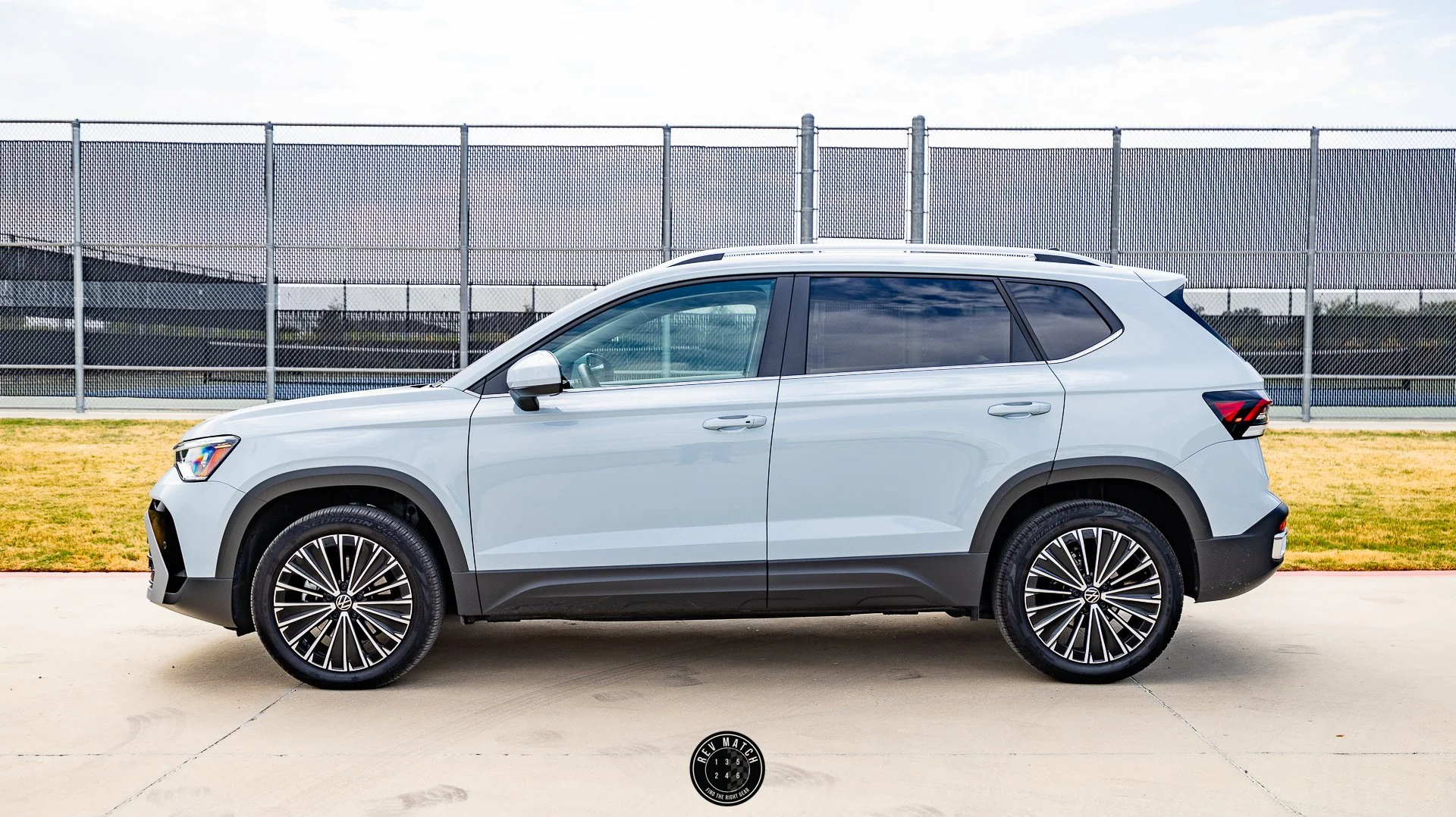 2026 Volkswagen Taos-5.jpg