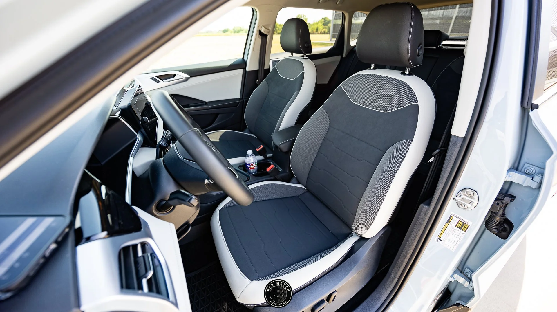 2026 Volkswagen Taos-15.jpg