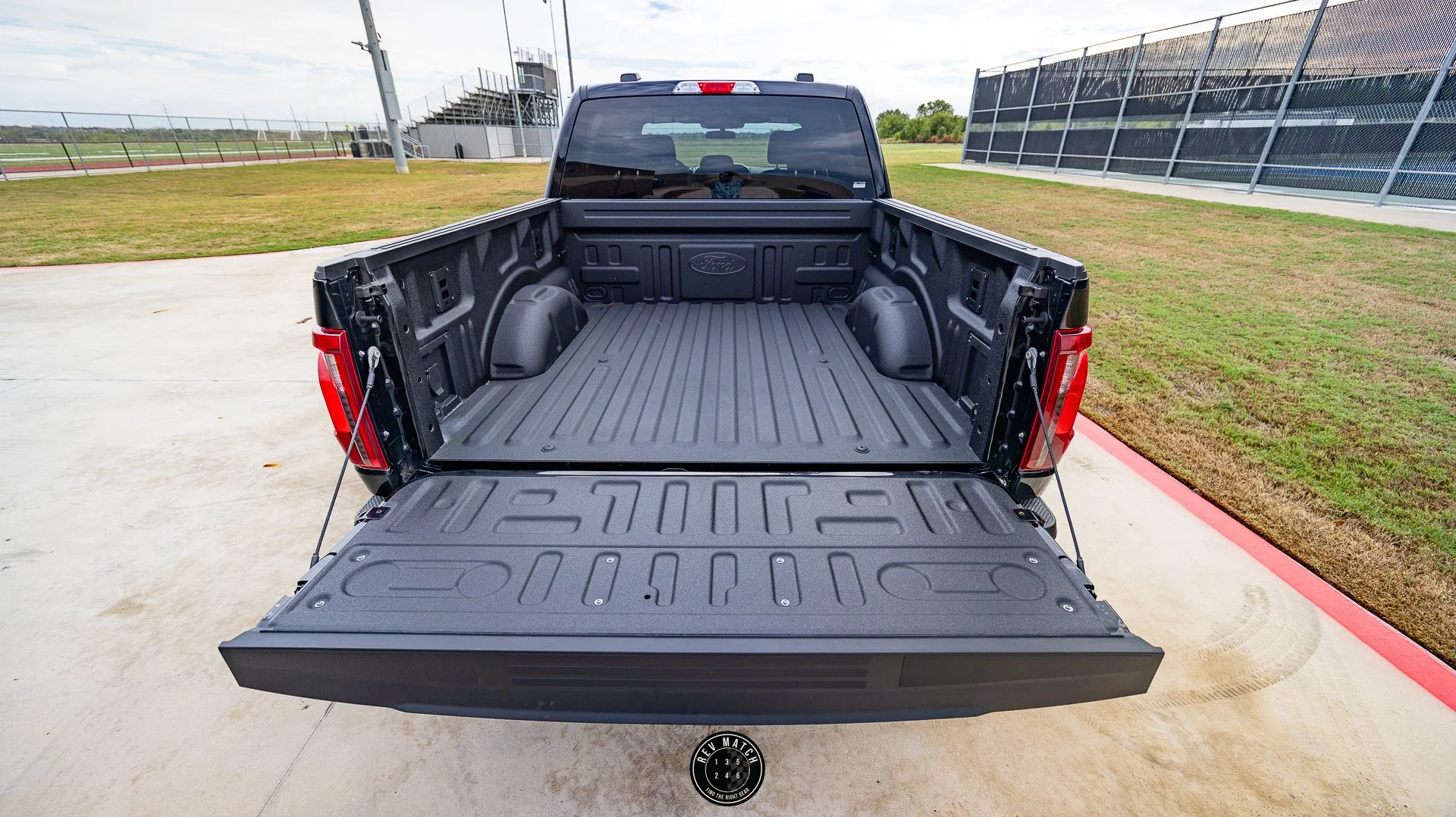 2026 Ford F-150 Lobo-14.jpg