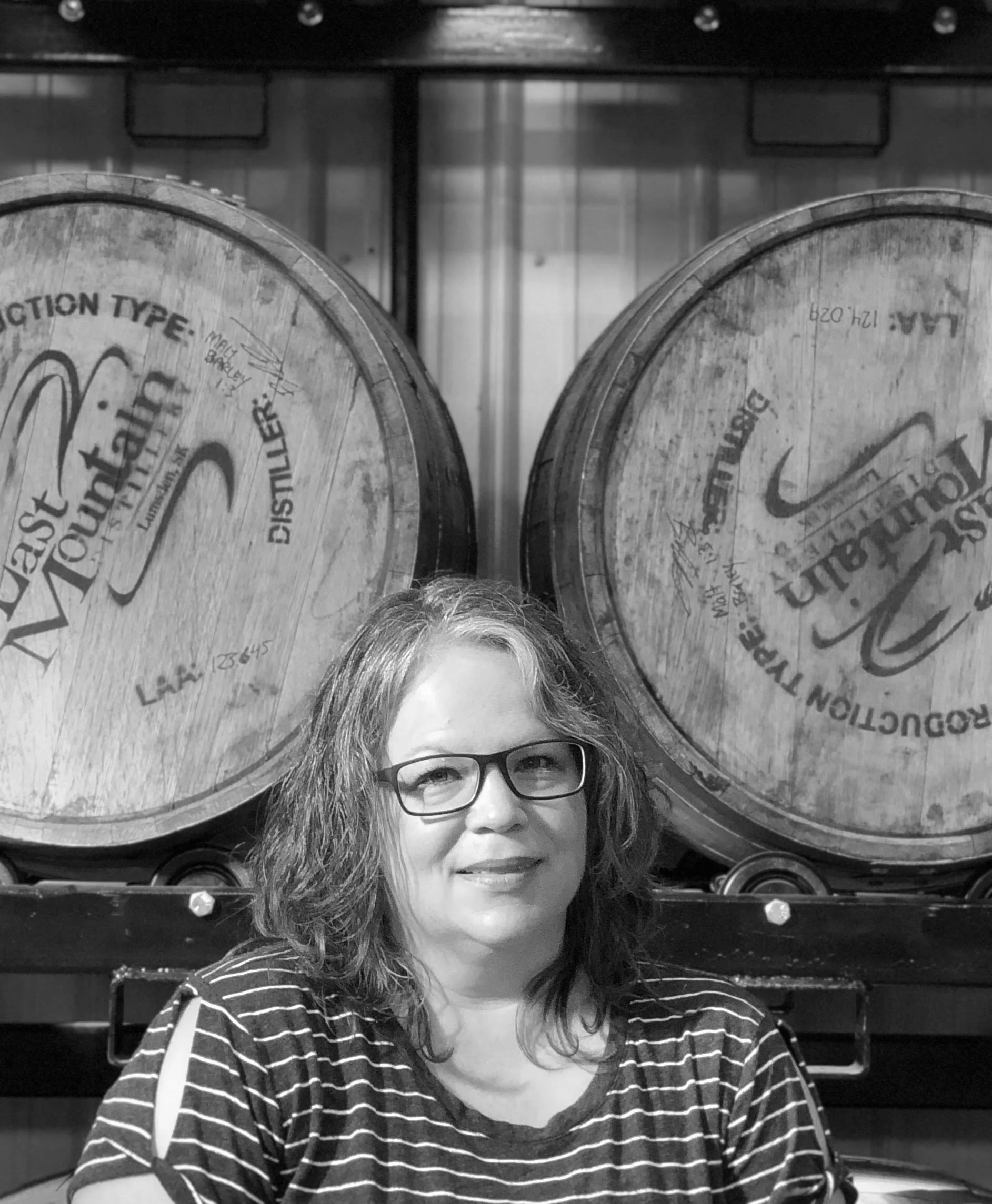 JEN F. - Accountant Jen is always on the go whether it is officiating weddings, doing things for the town hall in Disley or helping run the family business Hillside Smoke N’ Que. Favourite LMD Drink: LMD Sweet Tea Vodka with lemonade or limeade