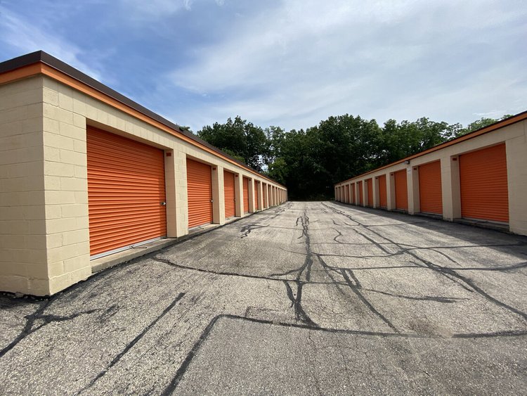 Storage Brothers Self Storage Units in Madison, Janesville & Edgerton