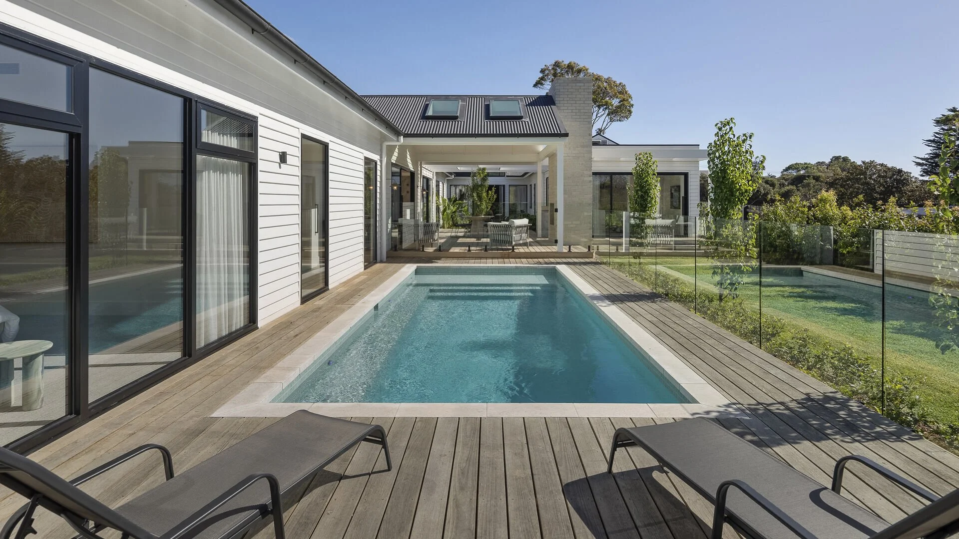 grand-prize-pool-and-deck.jpg