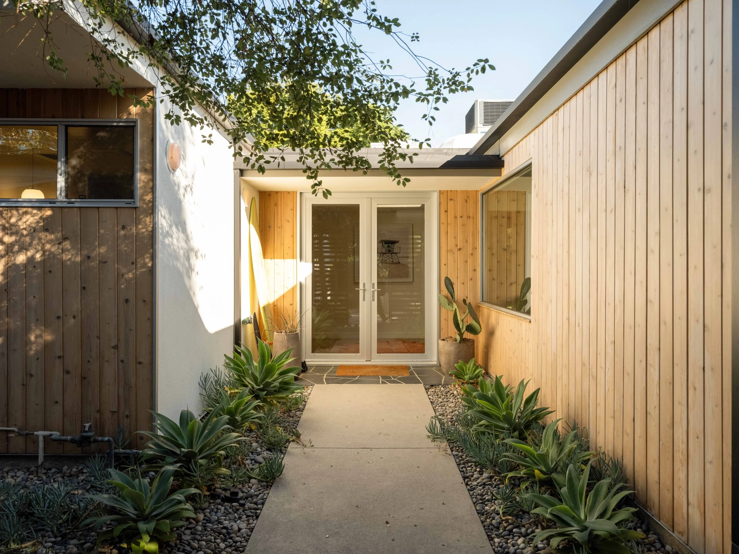 Simon House-027-2.jpg