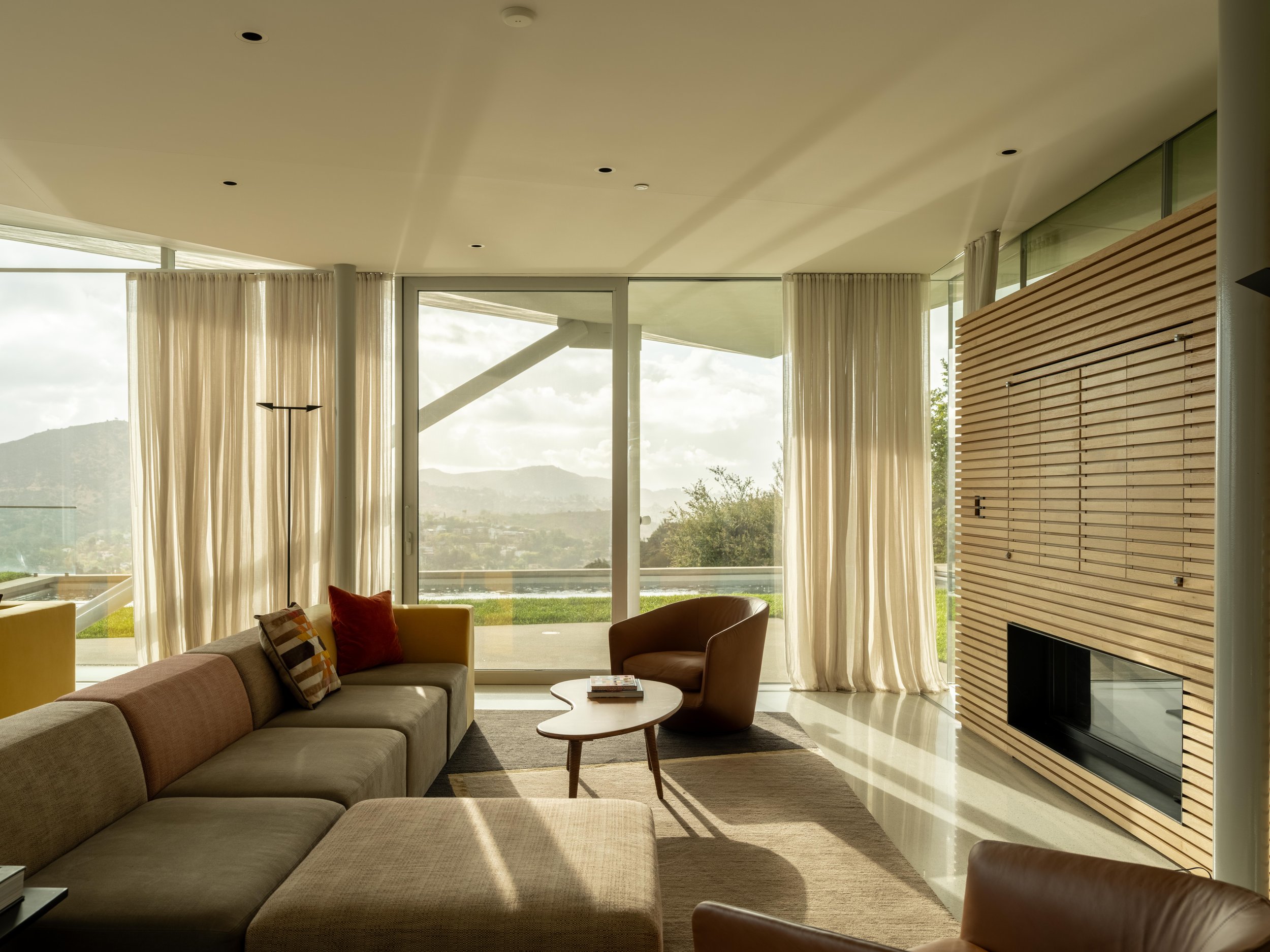 California House-02.jpg