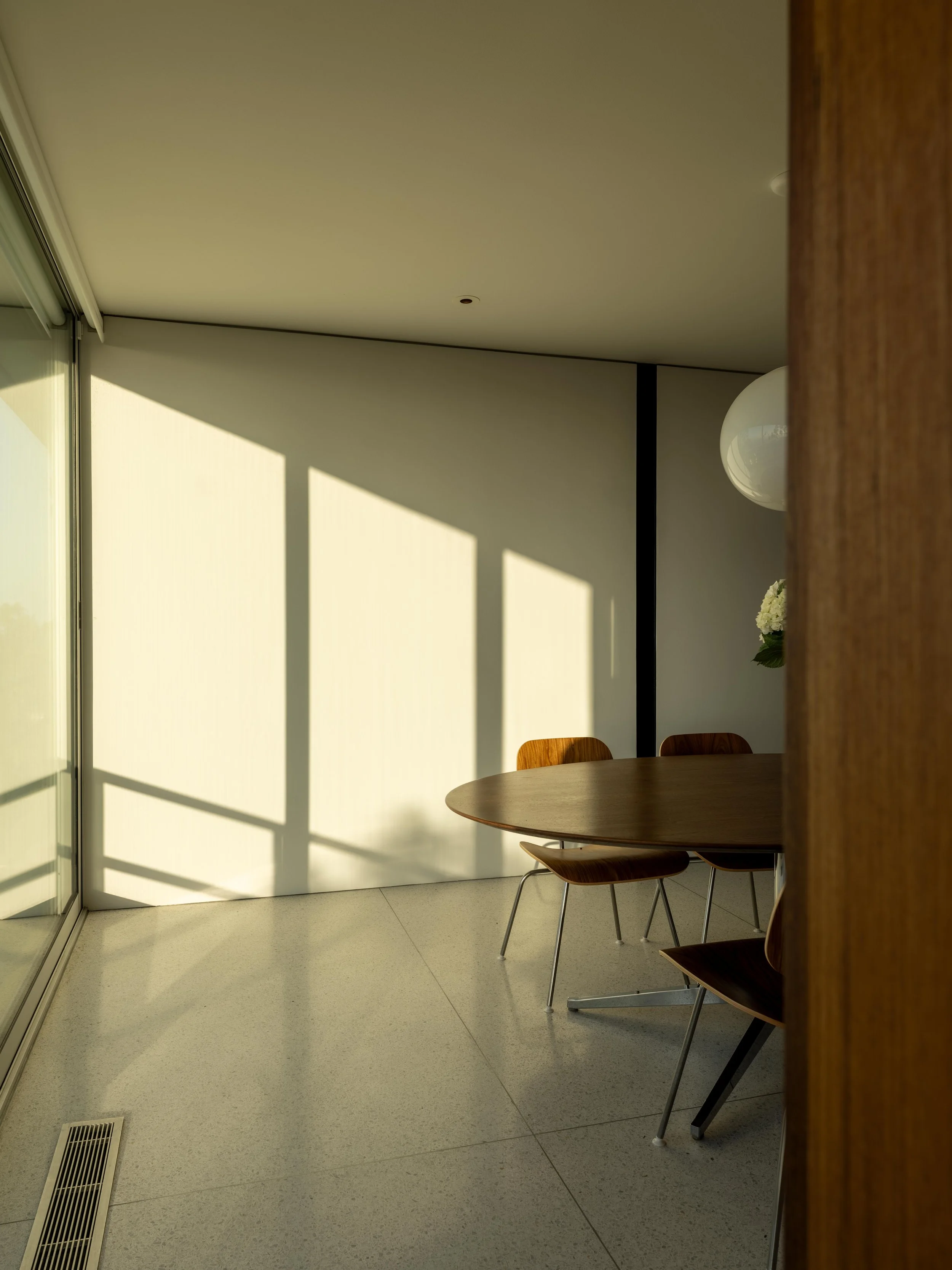 Beagles  House-06.jpg