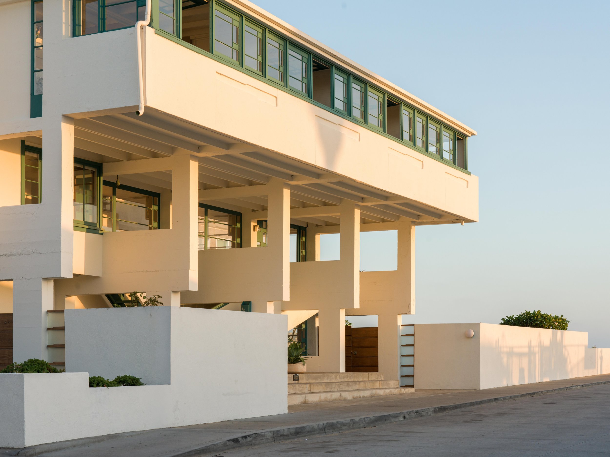 Lovell Beach House-63-15-4.jpg
