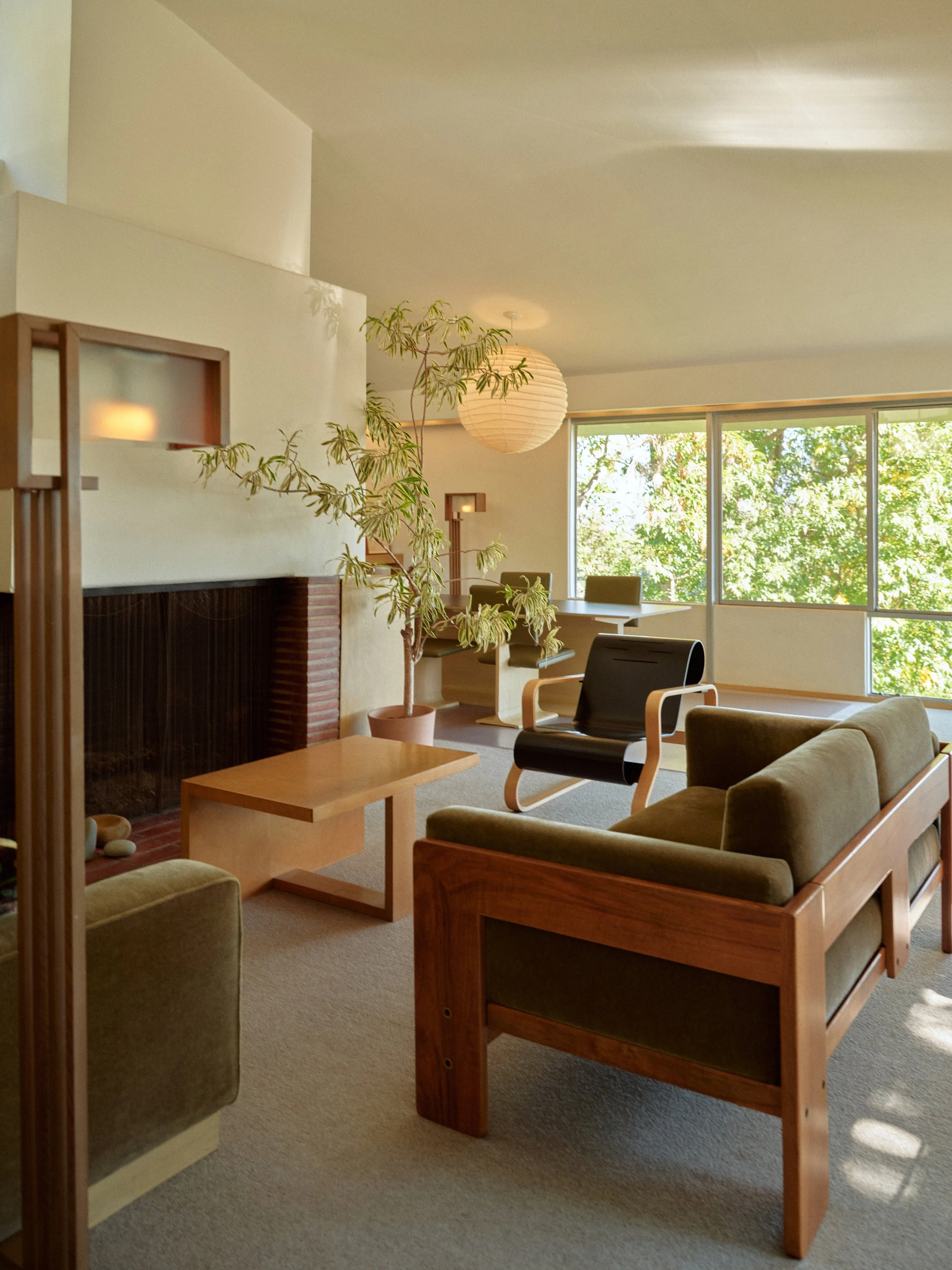 Open Space The Walker House, R.M. Schindler, 1936 — Open Space