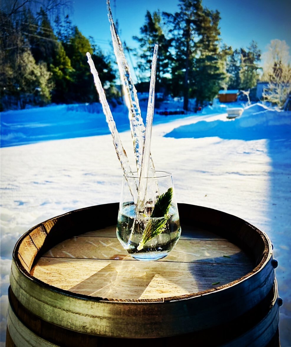 When the weather matches your drink.
Cheers to the weekend!

#nagudistillery #winterwonderland #winterdrinks #gin #weekend #nagu #nauvo #finland