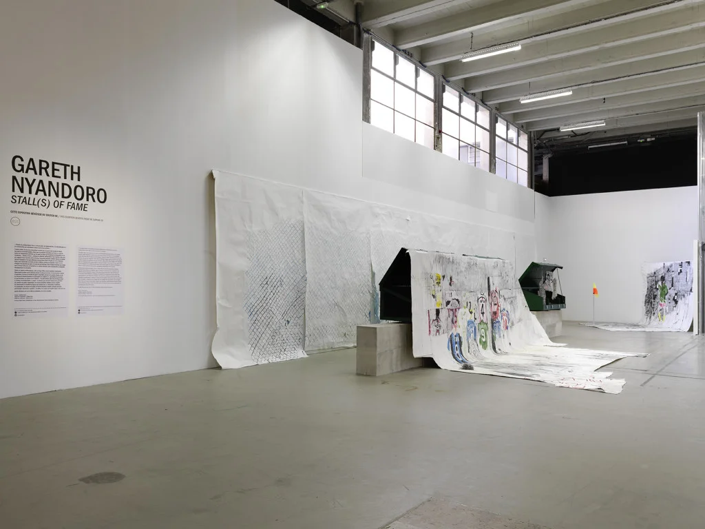 Vue de l’exposition de Gareth Nyandoro “Stall(s) of Fame”, Palais de Tokyo.