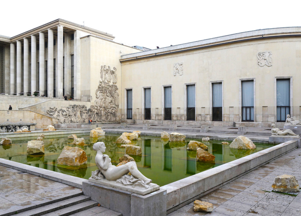 Vue de l’installation de Rodrigo Braga, “Mer intérieure”. Palais de Tokyo.
