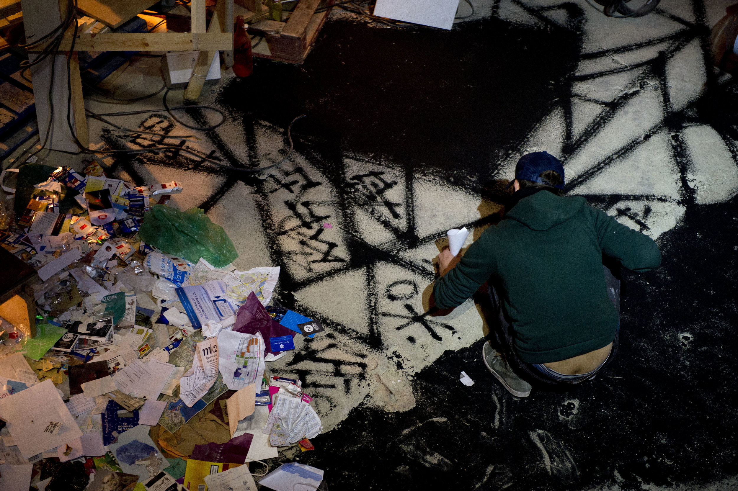 Vue de l’exposition de Asim Waqik, “Bordel Monstre”. Palais de Tokyo.