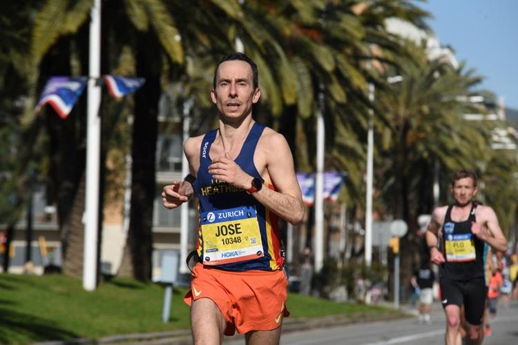 PB at the Barcelona marathon, and wins at the Middlesex Masters cross-country