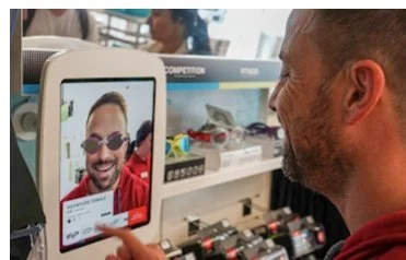 digital mirror 1.jpg