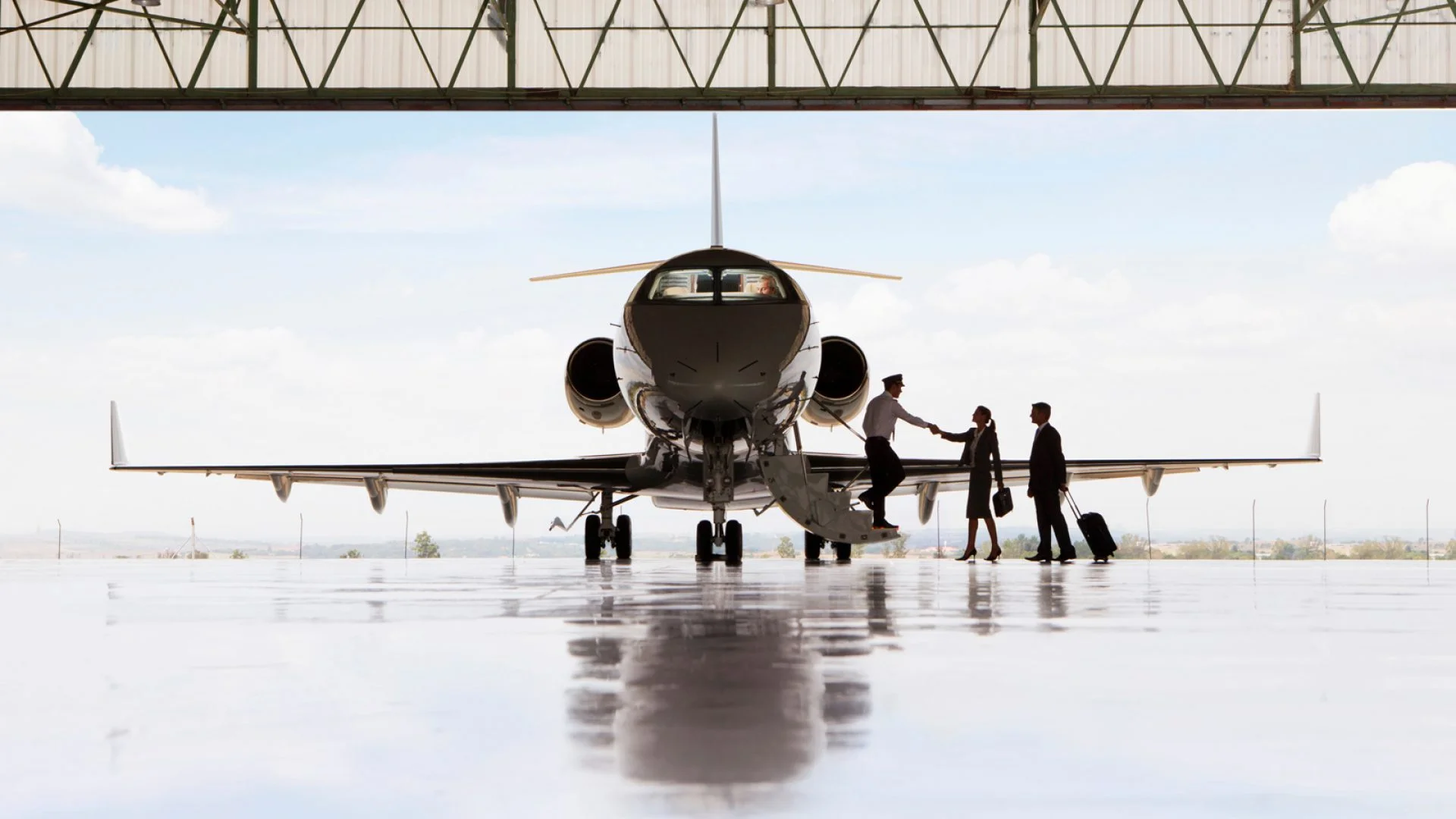 Private-Jet-1920x1080.jpg
