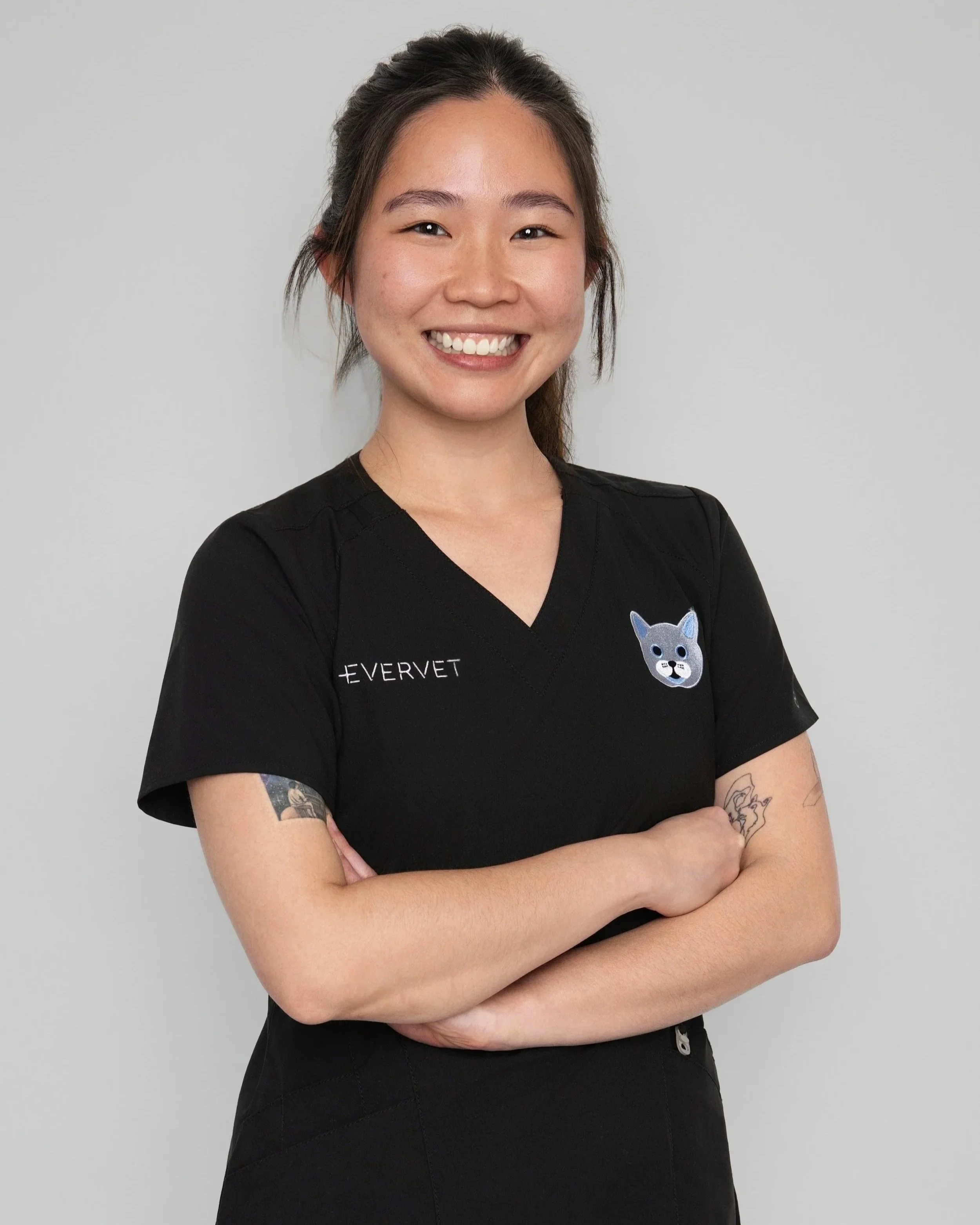 Dr Vernesse Tee
