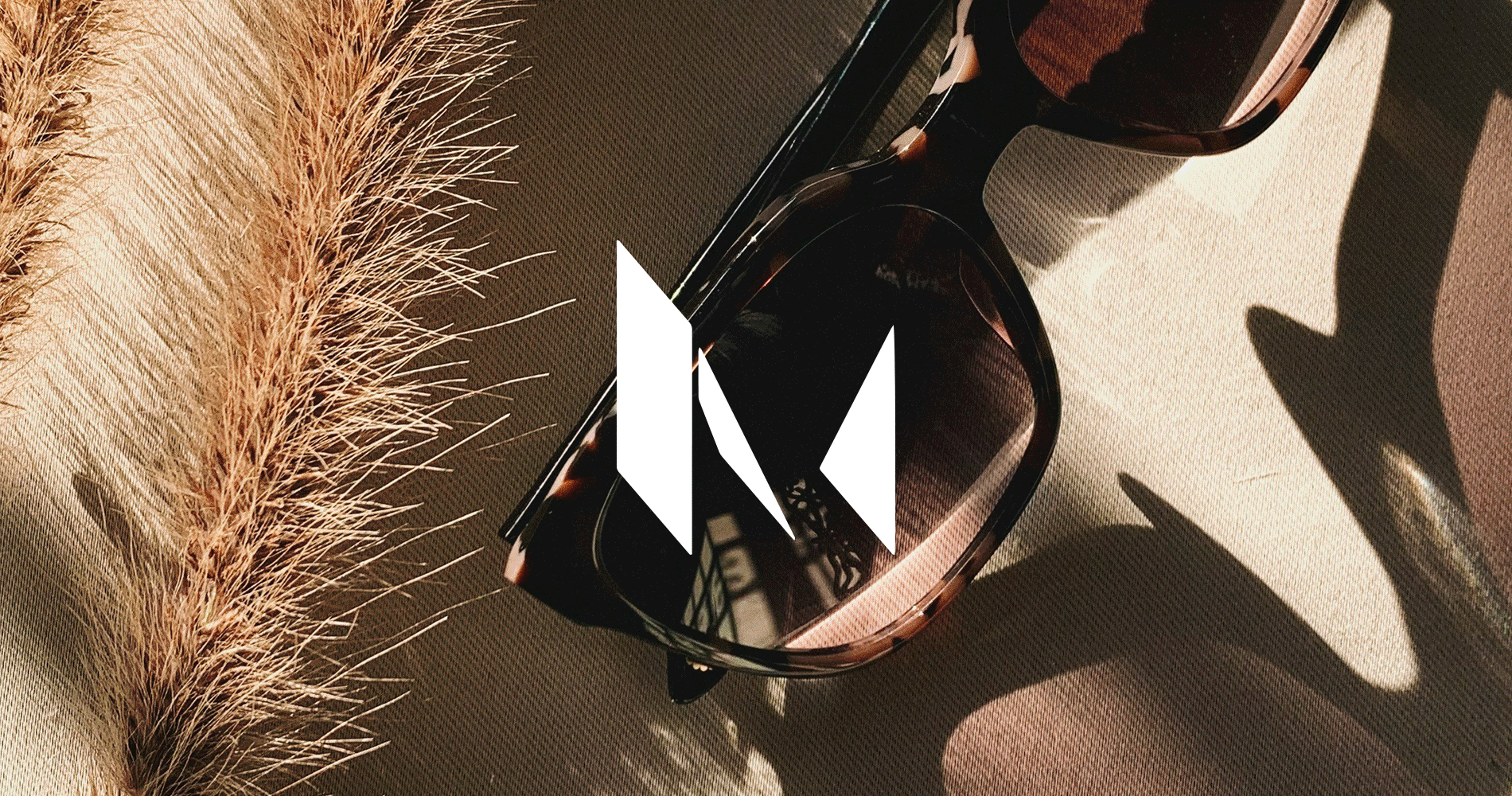 Branding-M.gif