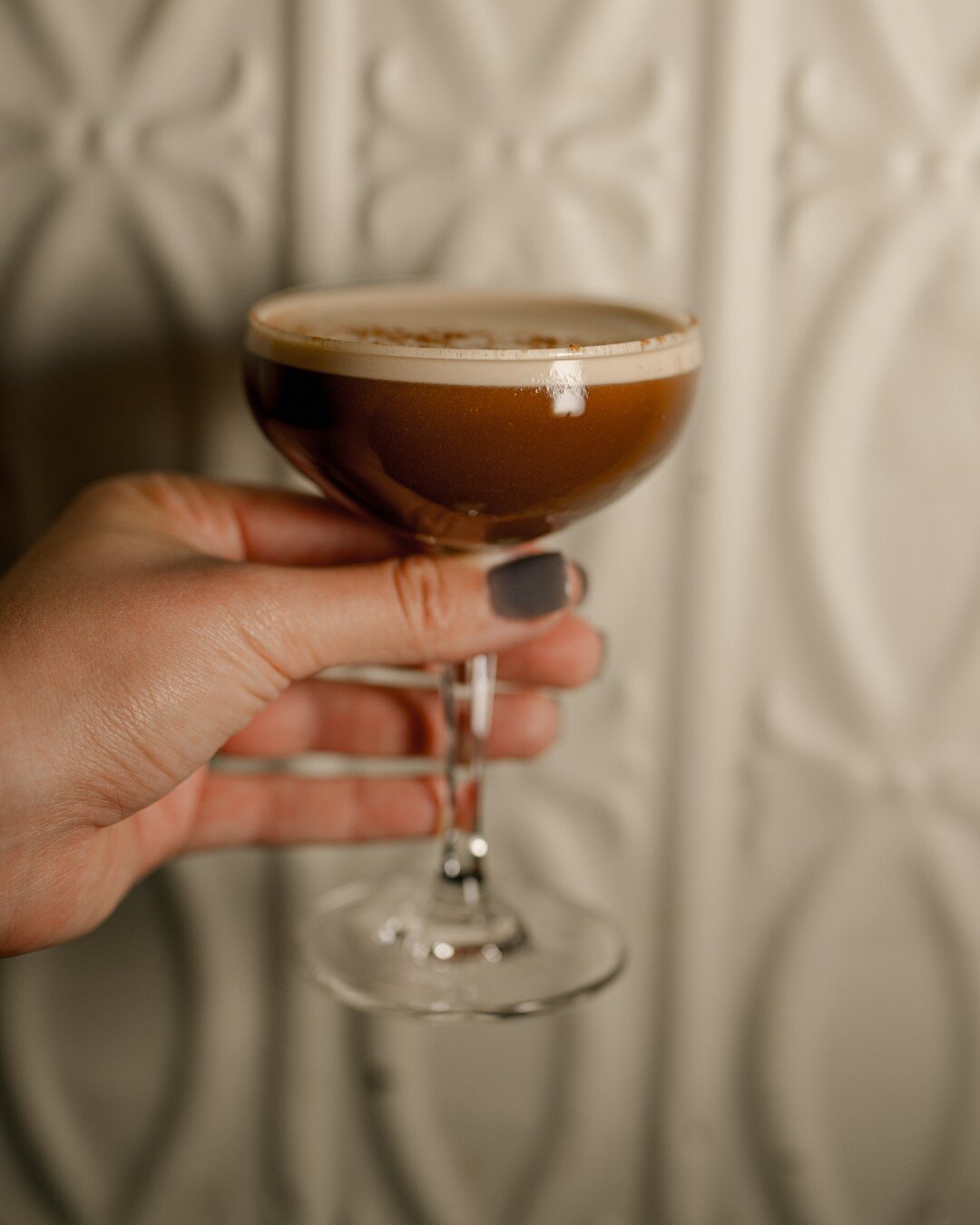 Did someone say Espresso Martini???
.
.
.
#thebarrowhouse #clifton #cliftonnj #northjersey #eatlocal #supportlocal #drinklocal #njbars #barfood #colonial #rustic #farmhouse #craftcocktails
