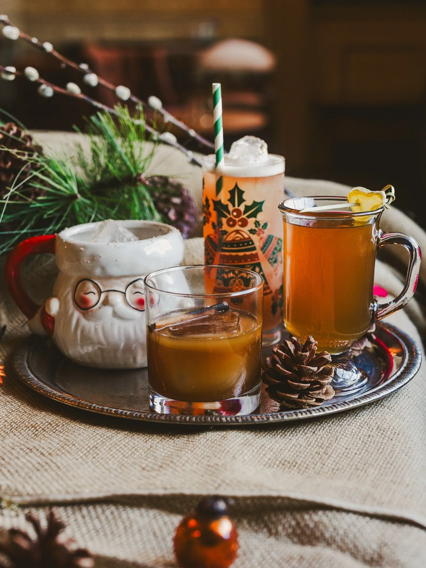 OUR HOLIDAY COCKTAIL LINEUP IS HERE! ❄️🥃
Beginning today, we&rsquo;re pouring up a fresh set of seasonal drinks &mdash; perfect for easing into the holidays with us here at The Barrow House! 

Head to Resy.com to reserve your table and settle into t