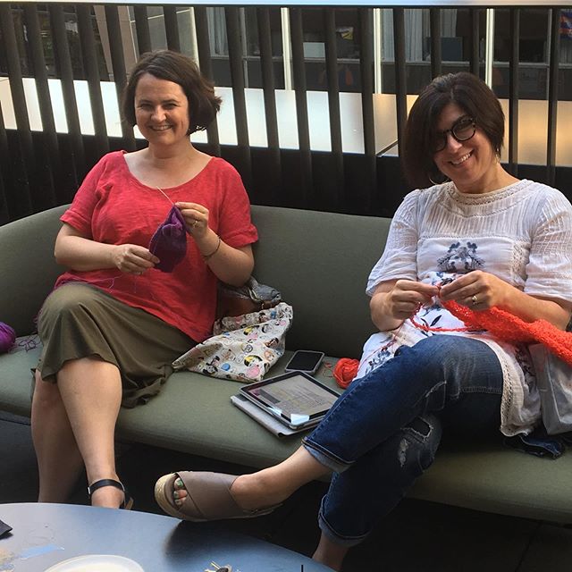 Who knew knitting and drinking were a thing! 😄Met this fun group of women @aster_onfourth enjoying the evening knitting, drinking laughing and eating on the patio!  #cincinnatieventproducer @janethilltheeventproducer