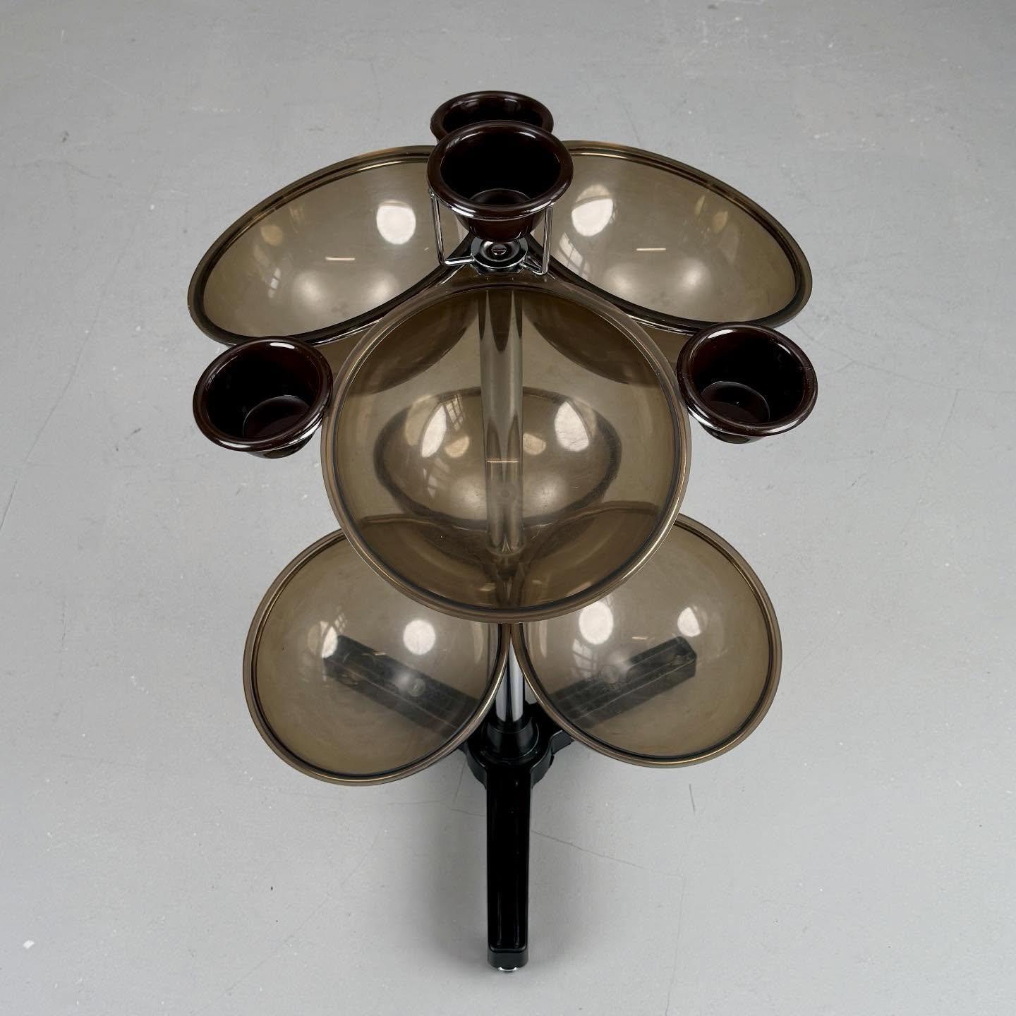 Friseursalon Styling Rollwagen

240 Chf
H98 D60

#studiovintagezurich #vintage #zurich #z&uuml;rich #z&uuml;ri #midcenturymodern #schweiz #swiss #switzerland #midcenturymodernfurniture #vintagefurniture #uetikonamsee #vintageshop #chemieuetikon #gold