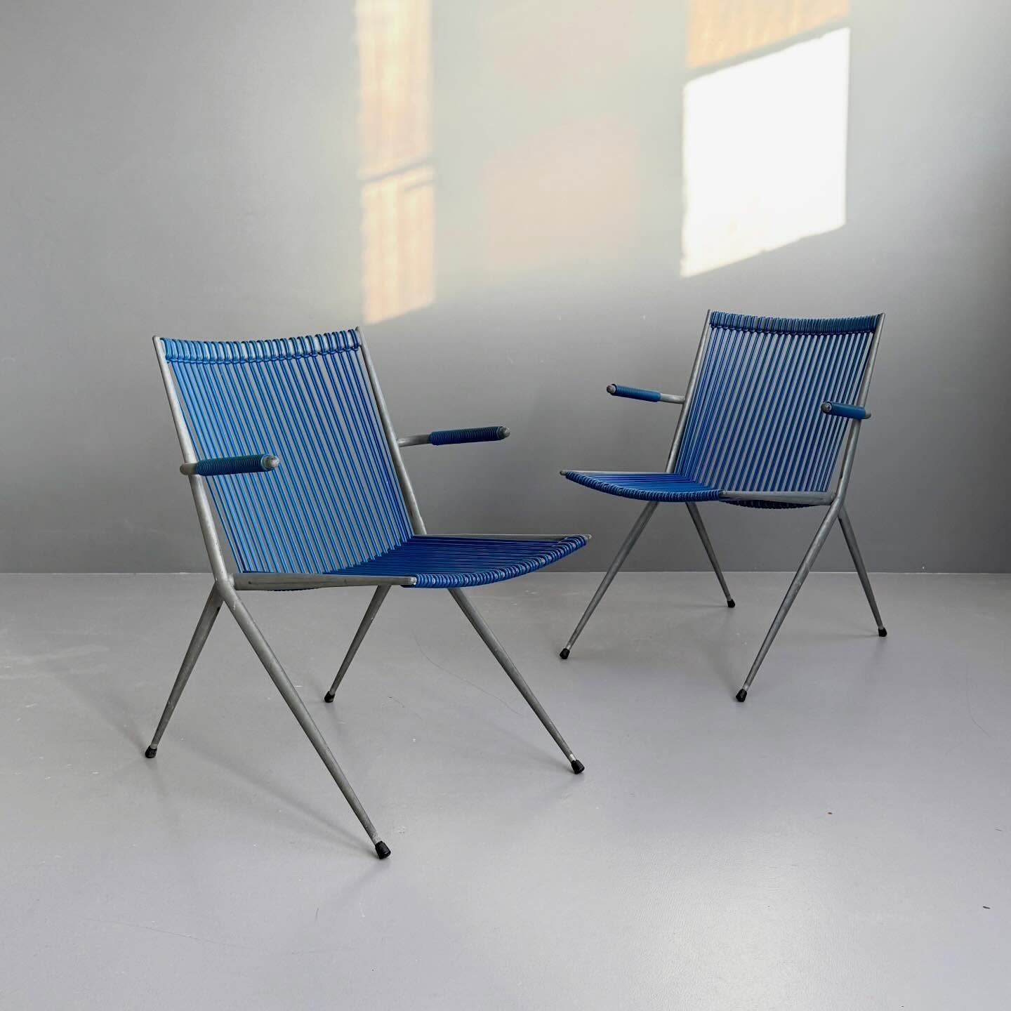 Spaghetti Lounge Sessel

280 Chf / Stk.
B56 T67 H73 SH33

#gartenst&uuml;hle #spaghettistuhl #gartensaison #gartenm&ouml;bel #gartenlounge