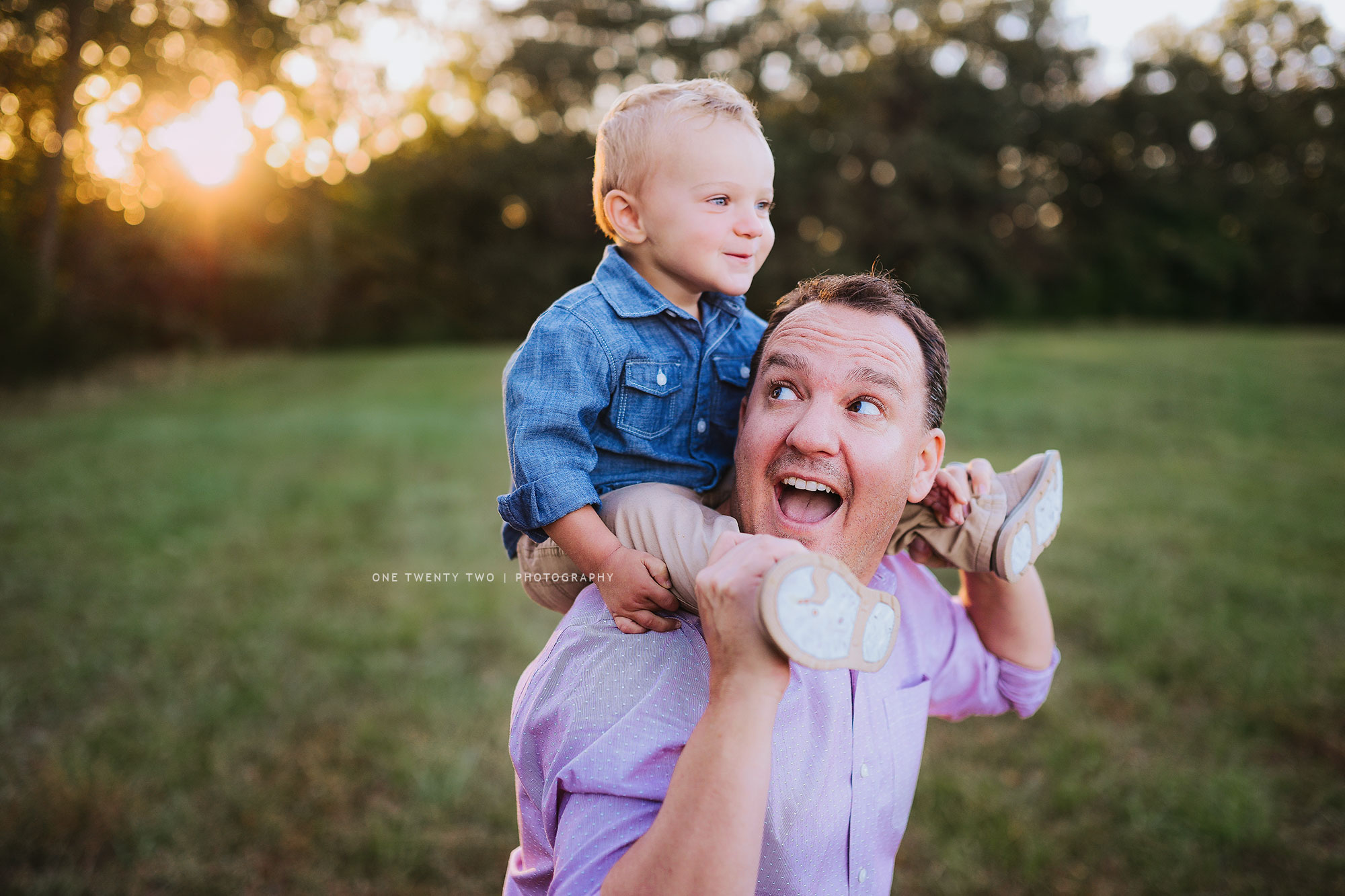 webster-groves-missouri-dad-with-toddler-one-twenty-two-photography.jpg