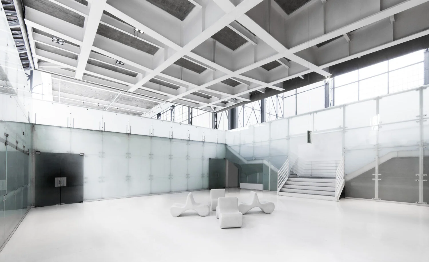 INTERIOR2.jpeg