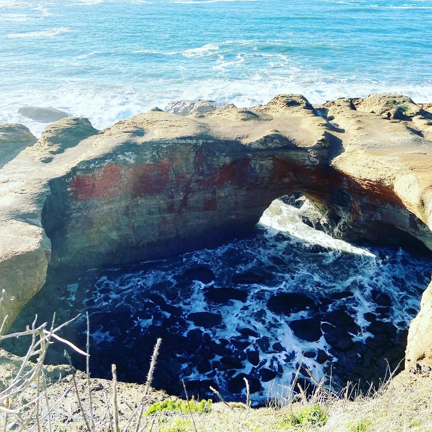 Devils Punchbowl State Natural Area