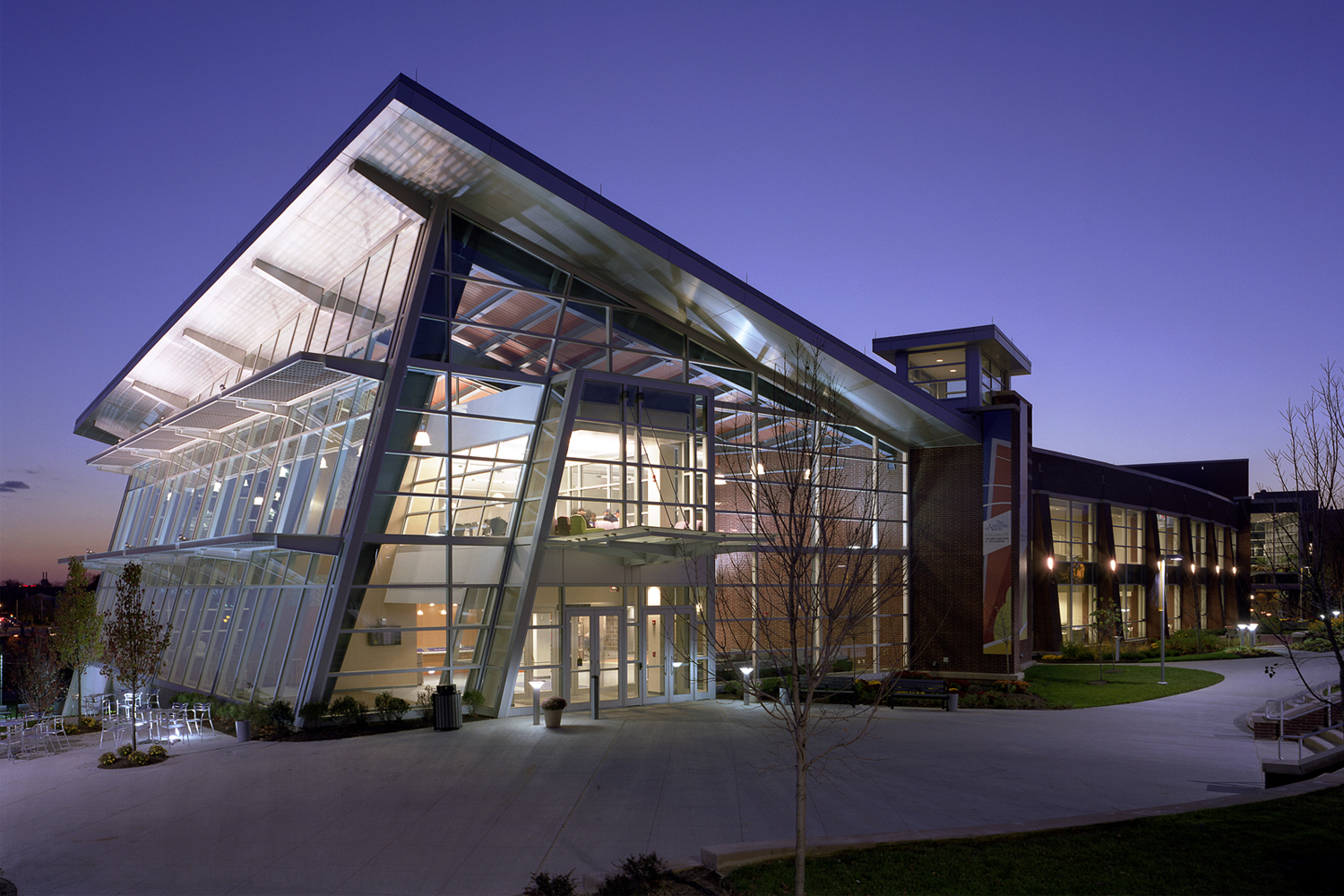 University of Akron Student Centre — Akron