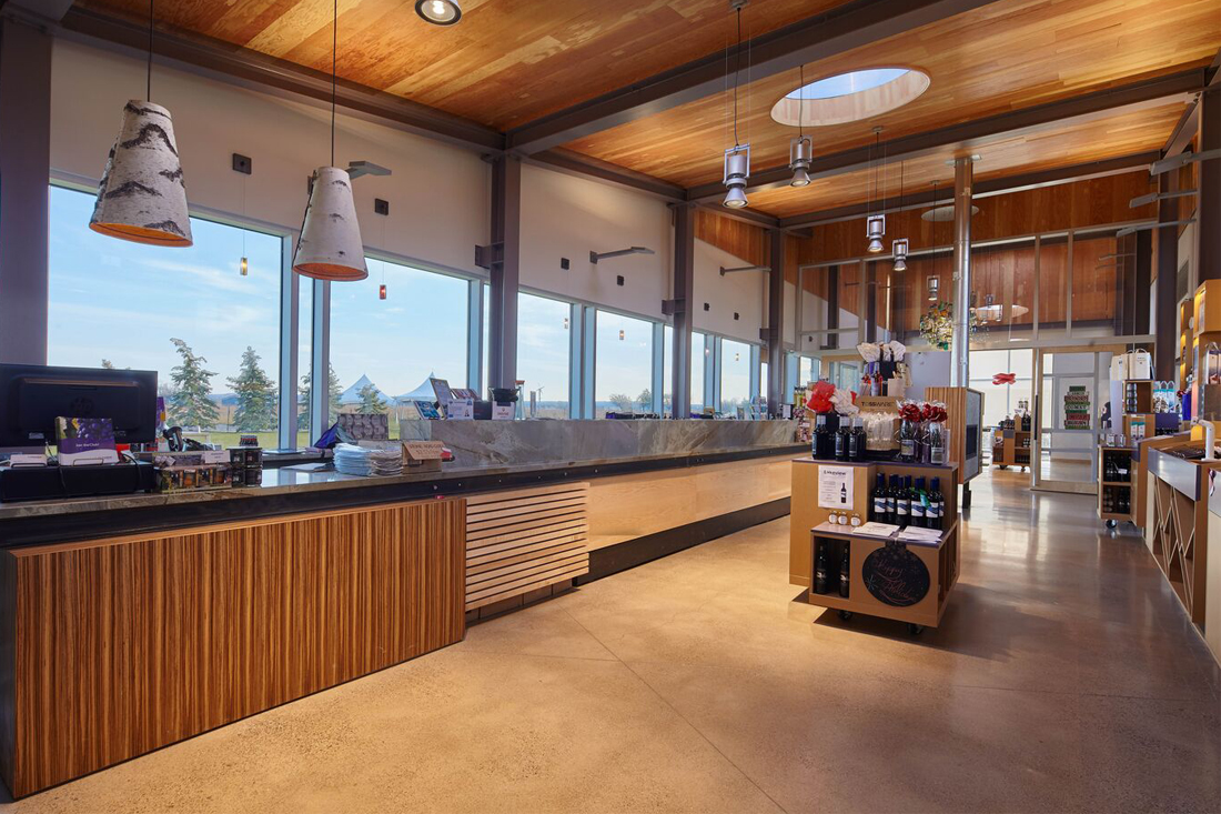 Lakeview-Wine-Co-25_preview (1).jpeg