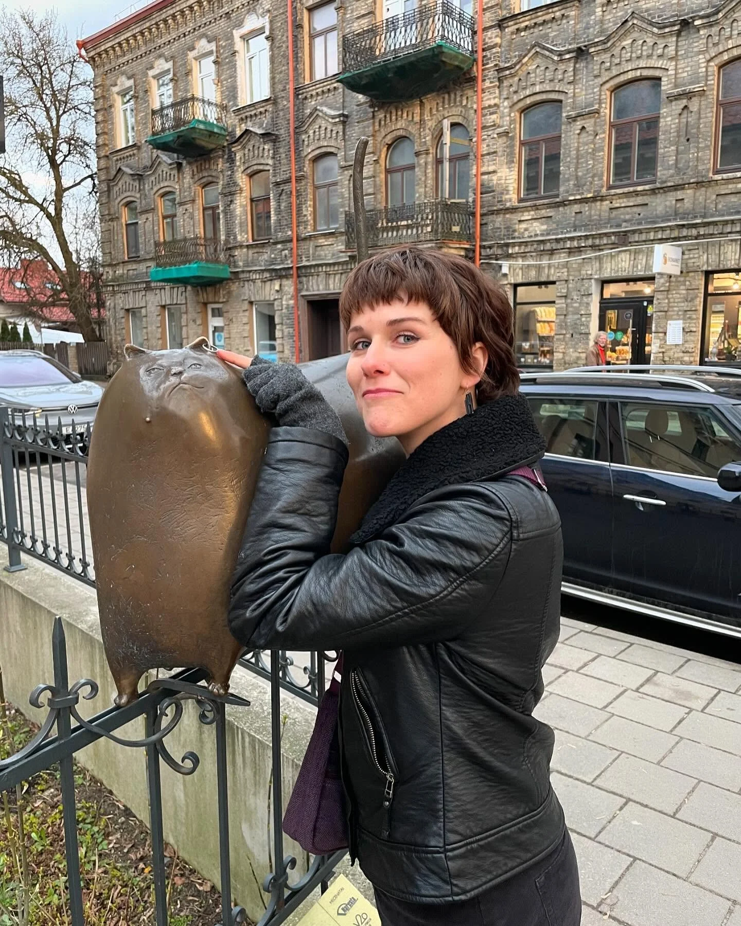 First visit to Lithuania, visiting the capital city, Vilnius. Abandoned southern Poland spring for some more Baltic winter.. but spring is coming. Next week. 😅 Thank you @sustovart @ernstpozniak and @dzikaroslaya.yagada for being so welcoming. Incre