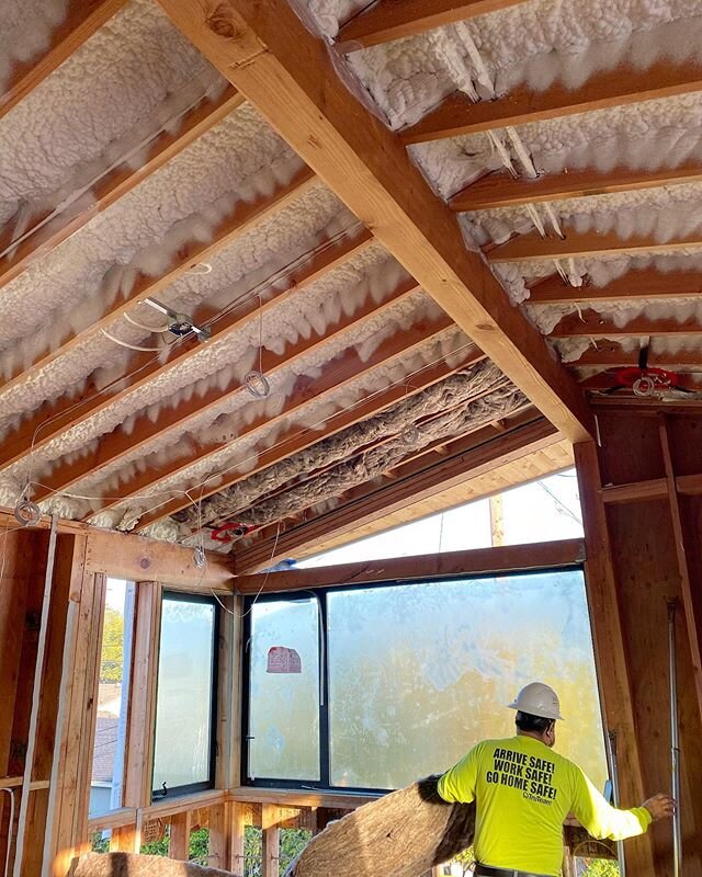 Vaulted ceilings with exposed beams 😍starting drywall tomorrow!!!!!!#innovativebuilders