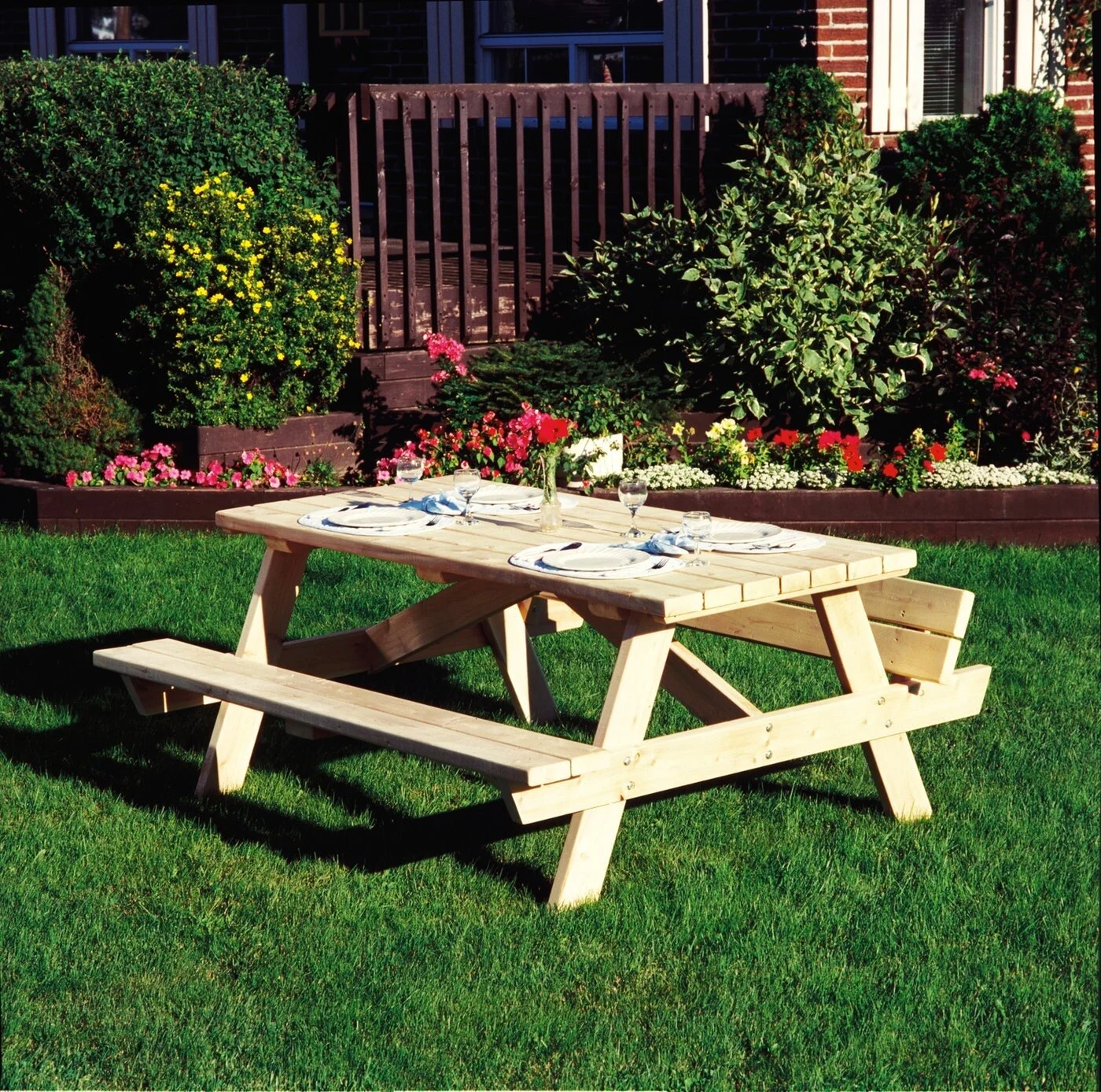 Square Picnic Table 1.JPG