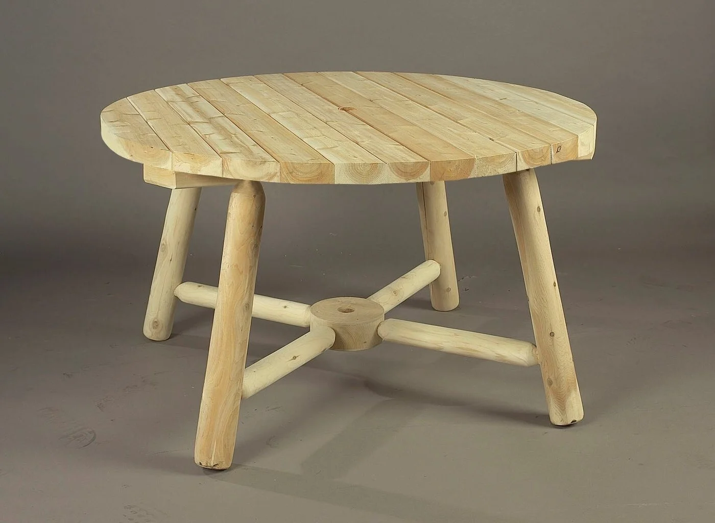 Round Umbrella Table