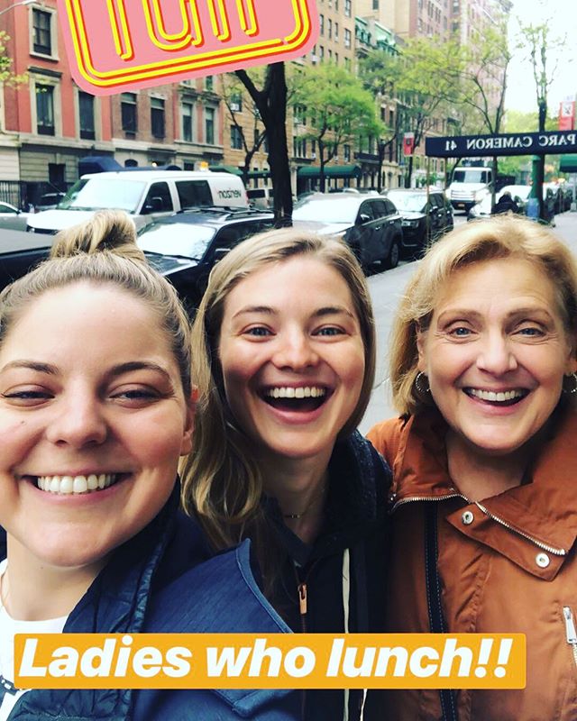 Momma in NYC! 👩&zwj;👧&zwj;👧👰🏼🤗🥰