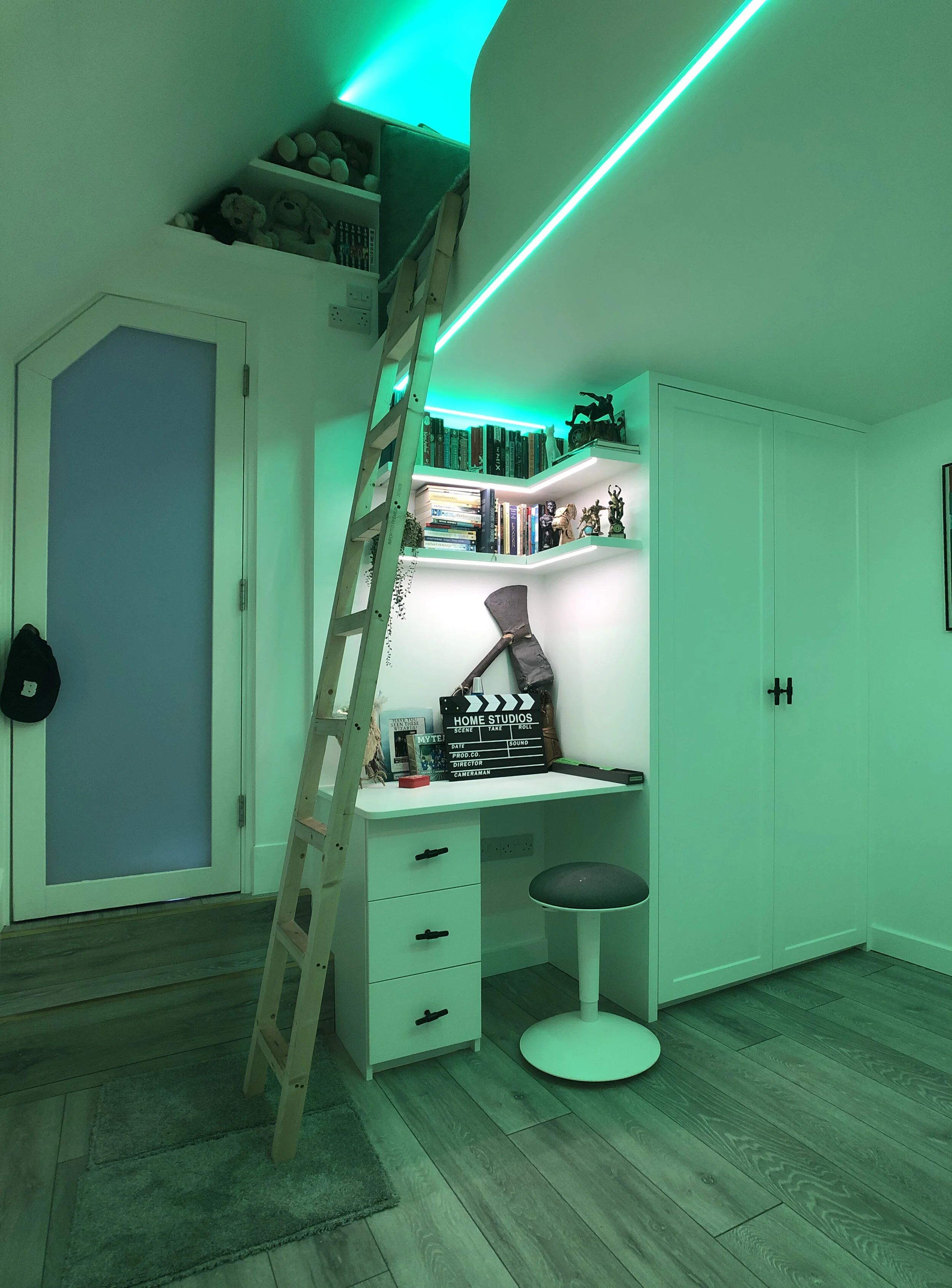 BED 2 GREEN.JPG