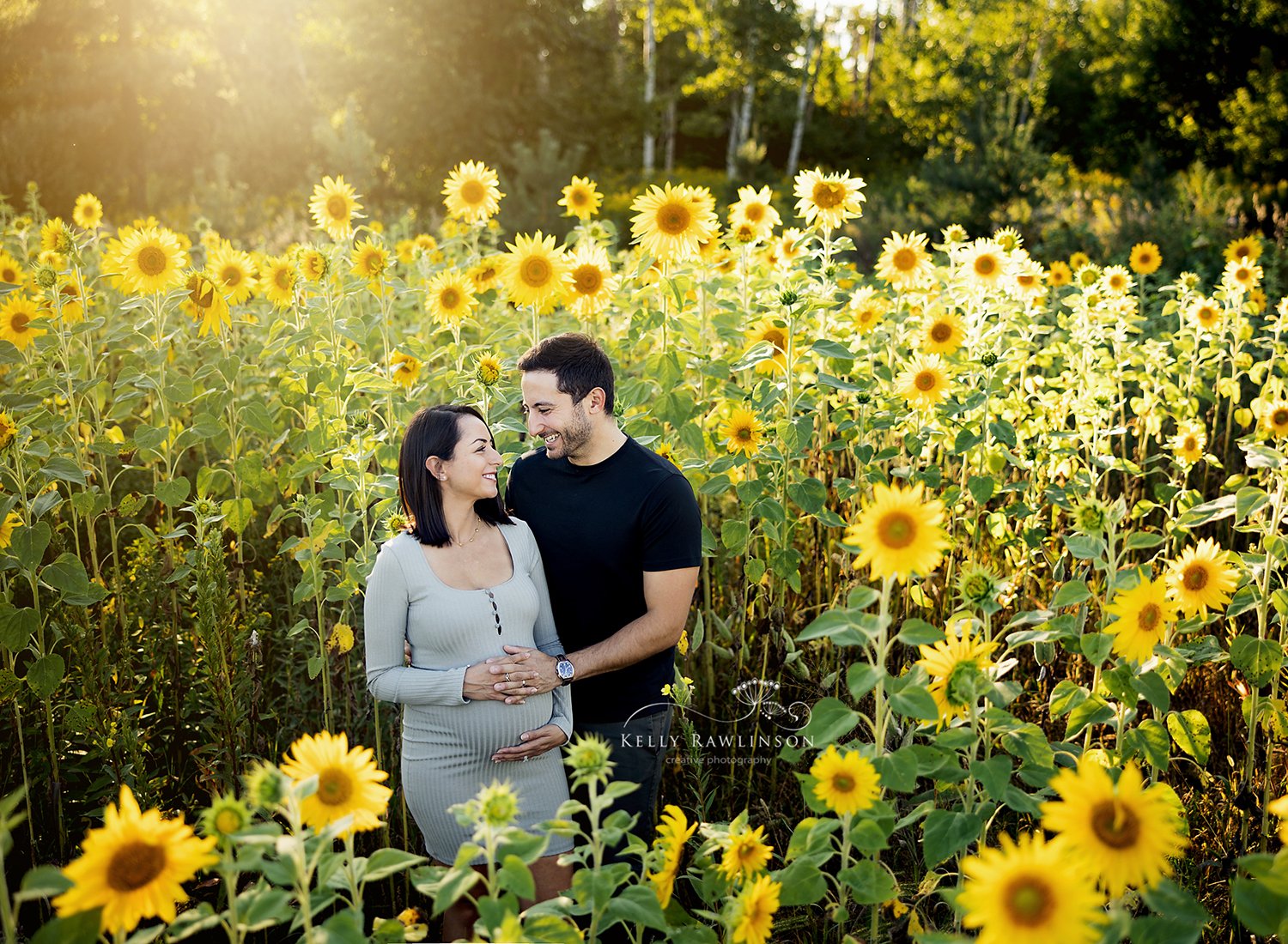 Maternity-photos-sunflowers.jpg