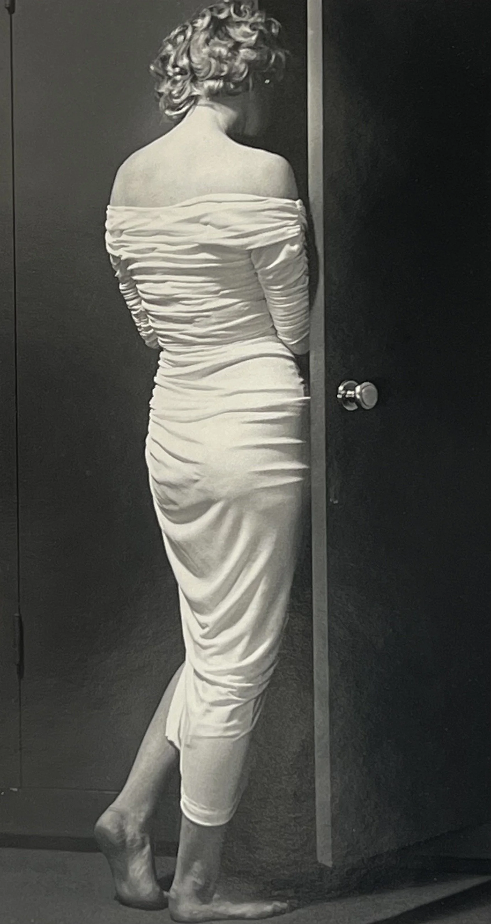 Marilyn Entering the Closet, 1952