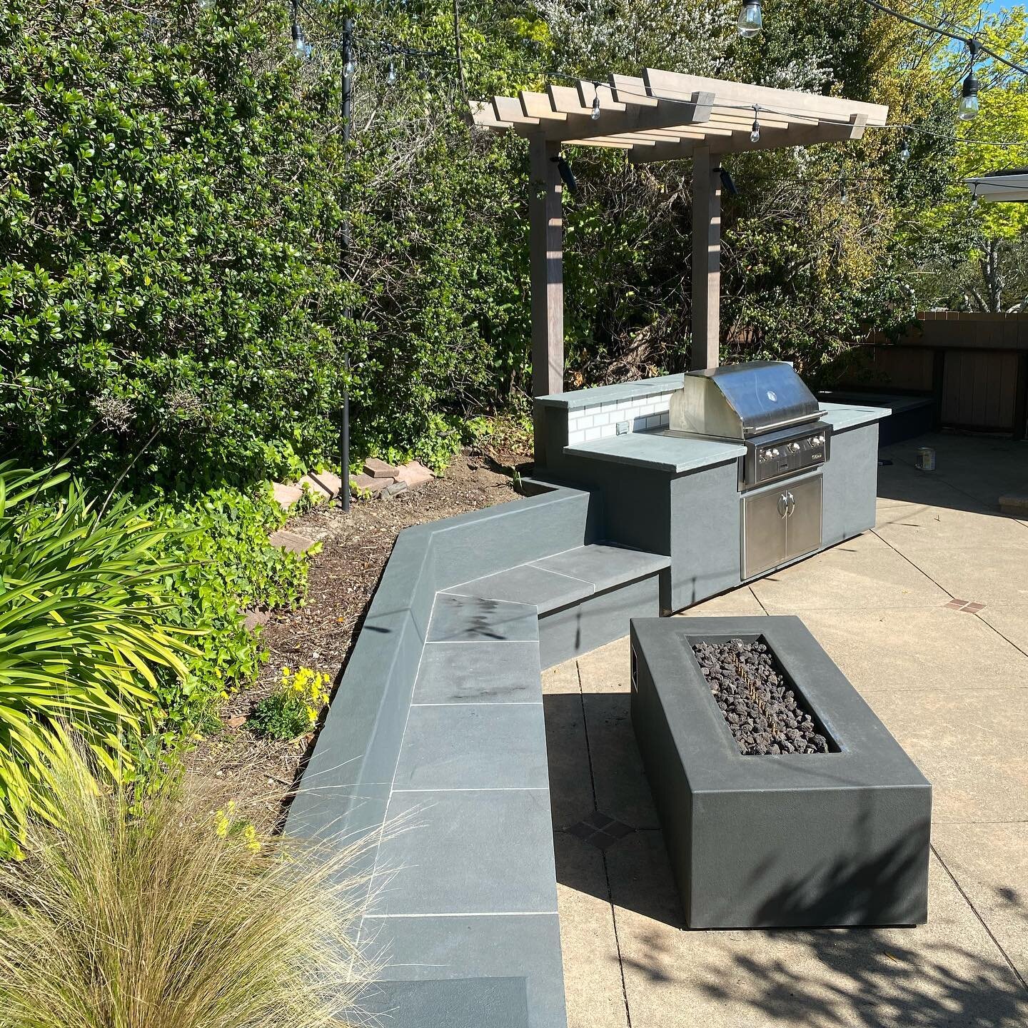 A little Pergola, Bluestone BBQ &amp; Bluestone Bench for some awesome clients in Mill Valley. Ready for some BBQ chills.
#bluestone #readyforsummer #marinremodeling