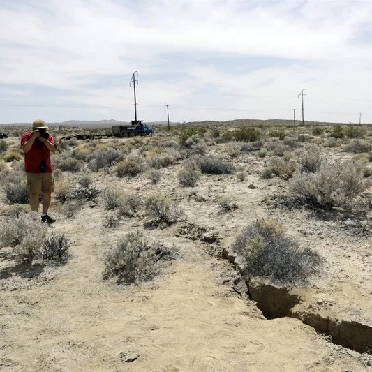 Big earthquakes raise interest in West Coast warning system