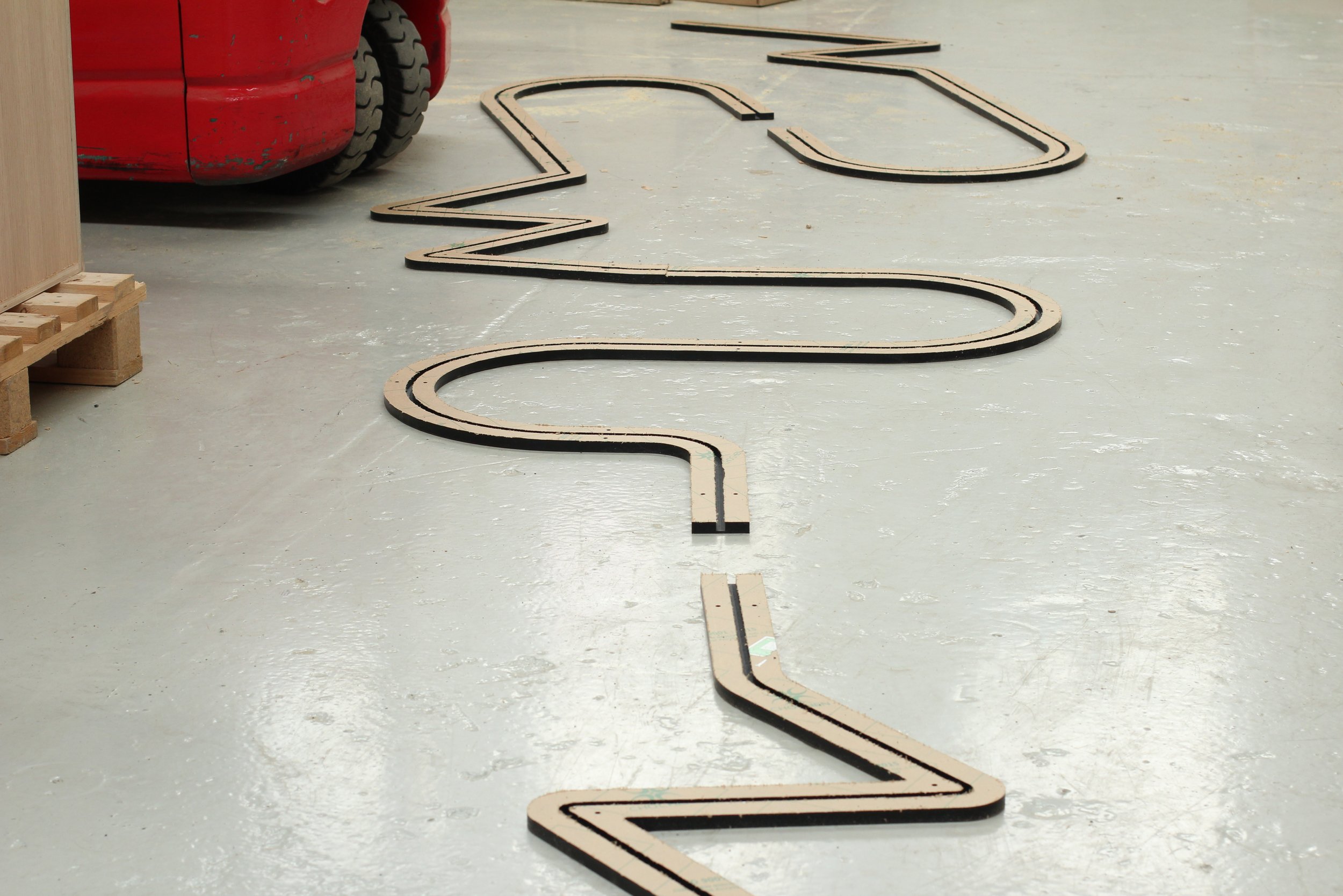 1 CNC Acrylic Track 02.JPG