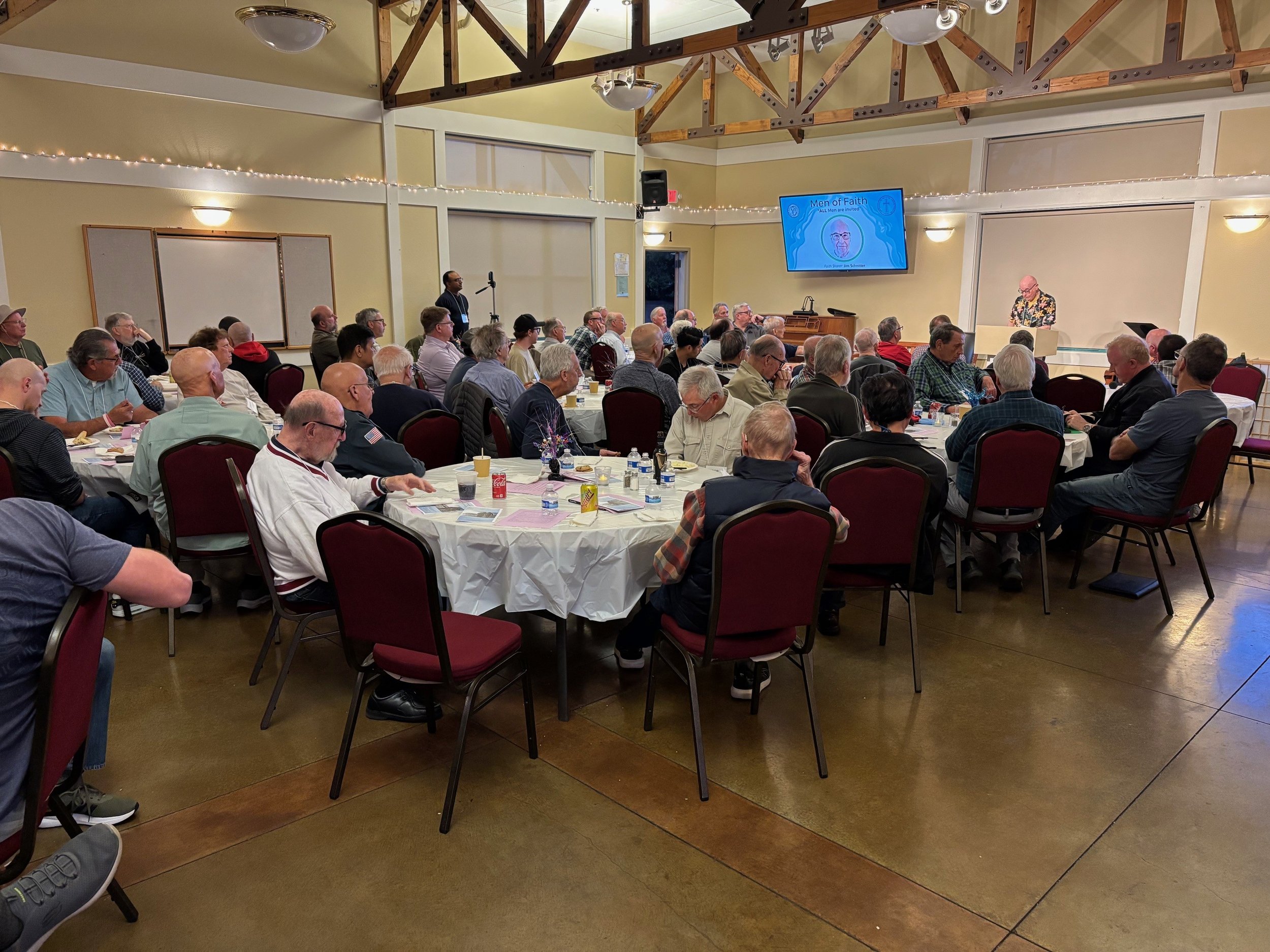 DINNER MEETING 1.jpg