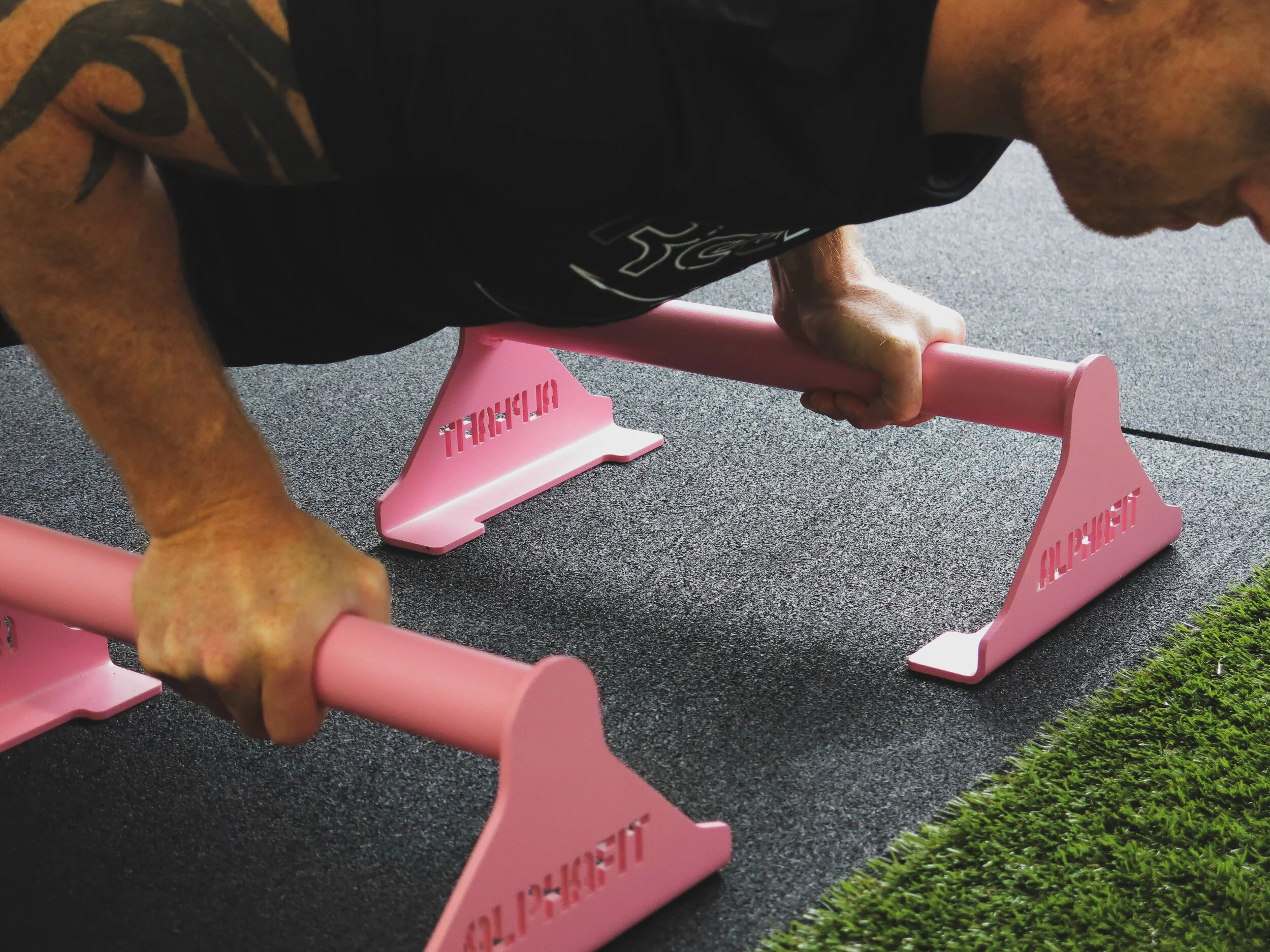 Strength and conditioning coach, speed training coach, Agility and Speed coach,  Hiit Training, home studio, online training programs,  fitness gym, fitness near me, health and fitness.