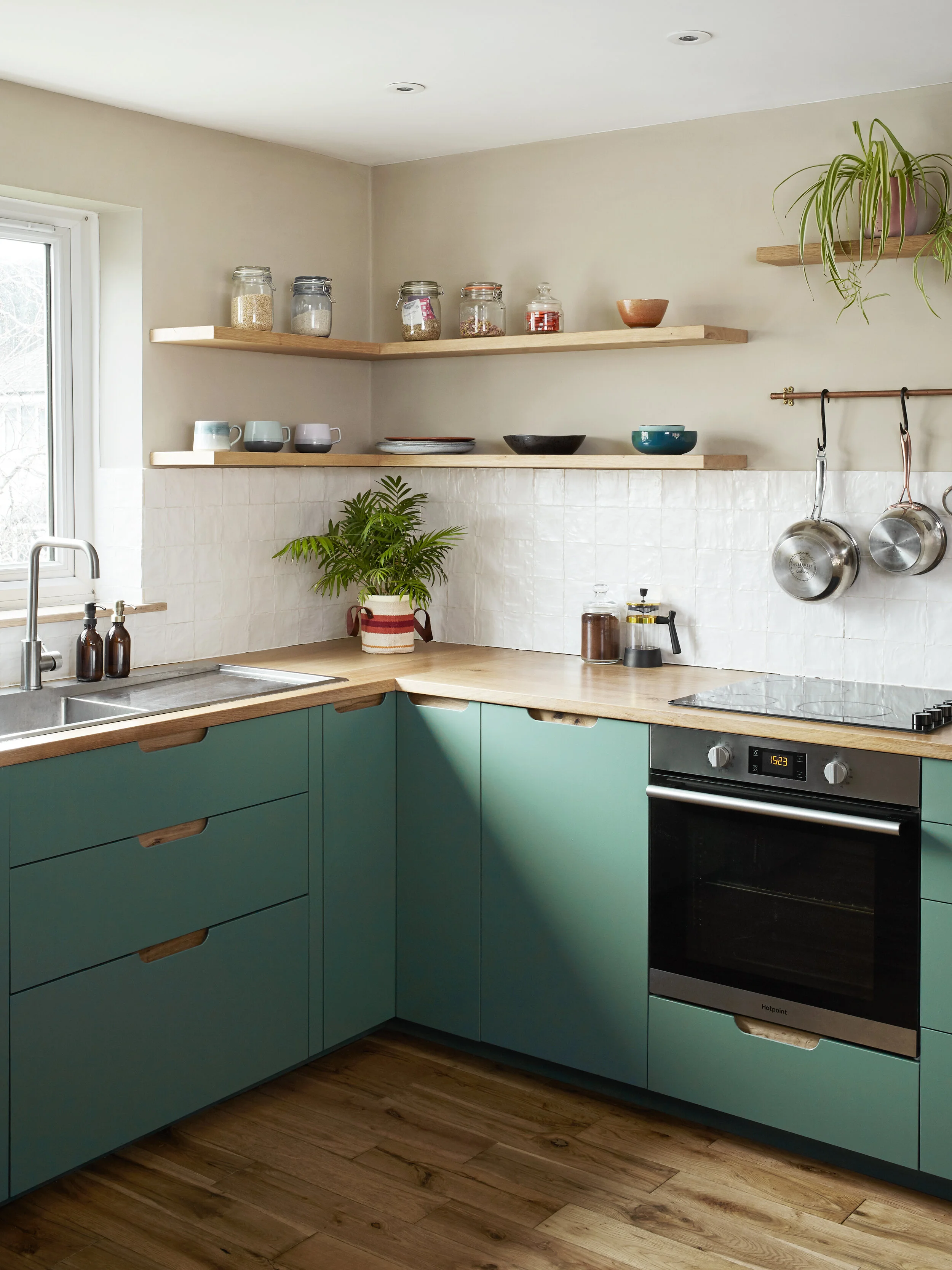 Modern Handmade Painted Minimal Oak Kitchen - Totnes