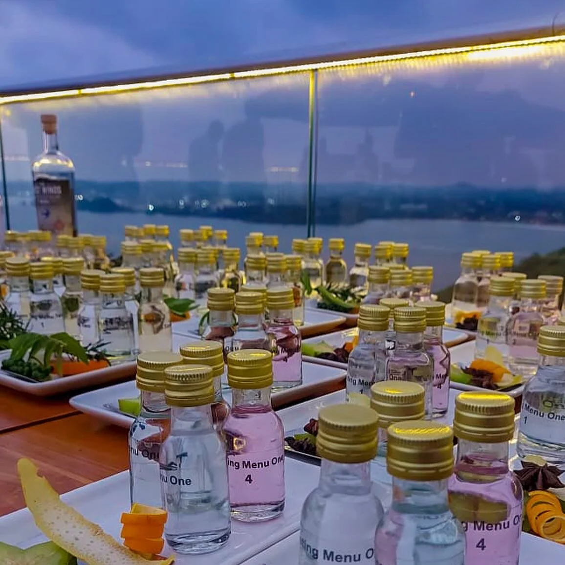 The &ldquo;Colombo Gin Club&rdquo; event was held recently at @buonavista.lounge located on the 4th floor of @agnus.una.
.
.
@colombo7gin @rocklanddistilleries 
.
📸 By @krishni_iresha 
.
.
#ginclub #colombogin #gin #colombo7gin #srilanka #visitsrila