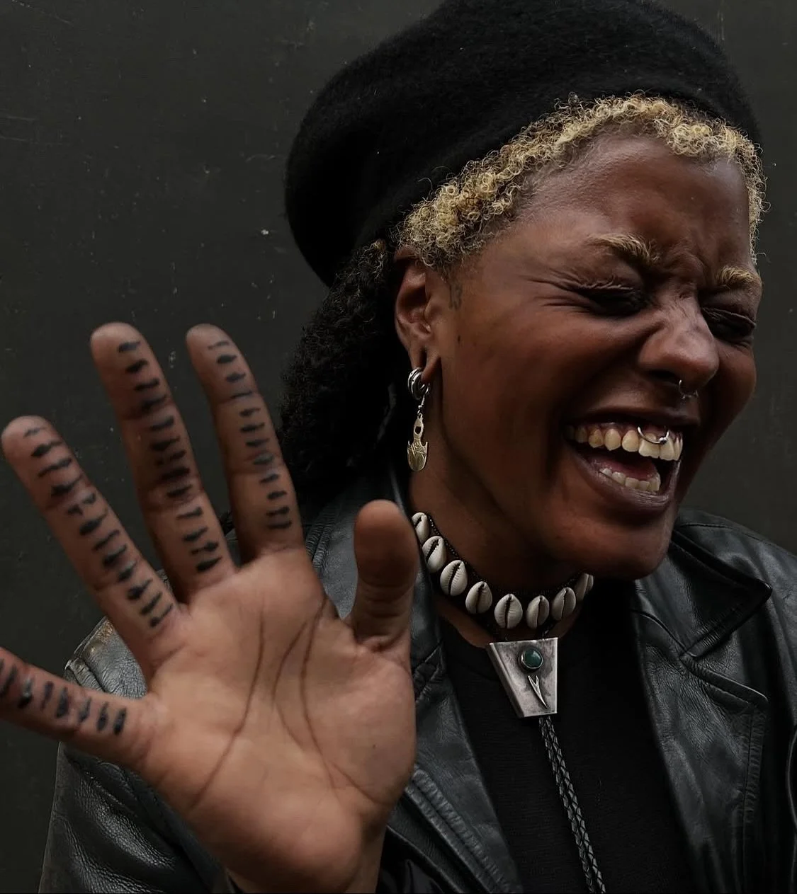 Resident artist @markedbynish appreciation post 🖤

 To book in for October contact her directly or send us an email 

#tattooideas #sangbleu #afrotribal
