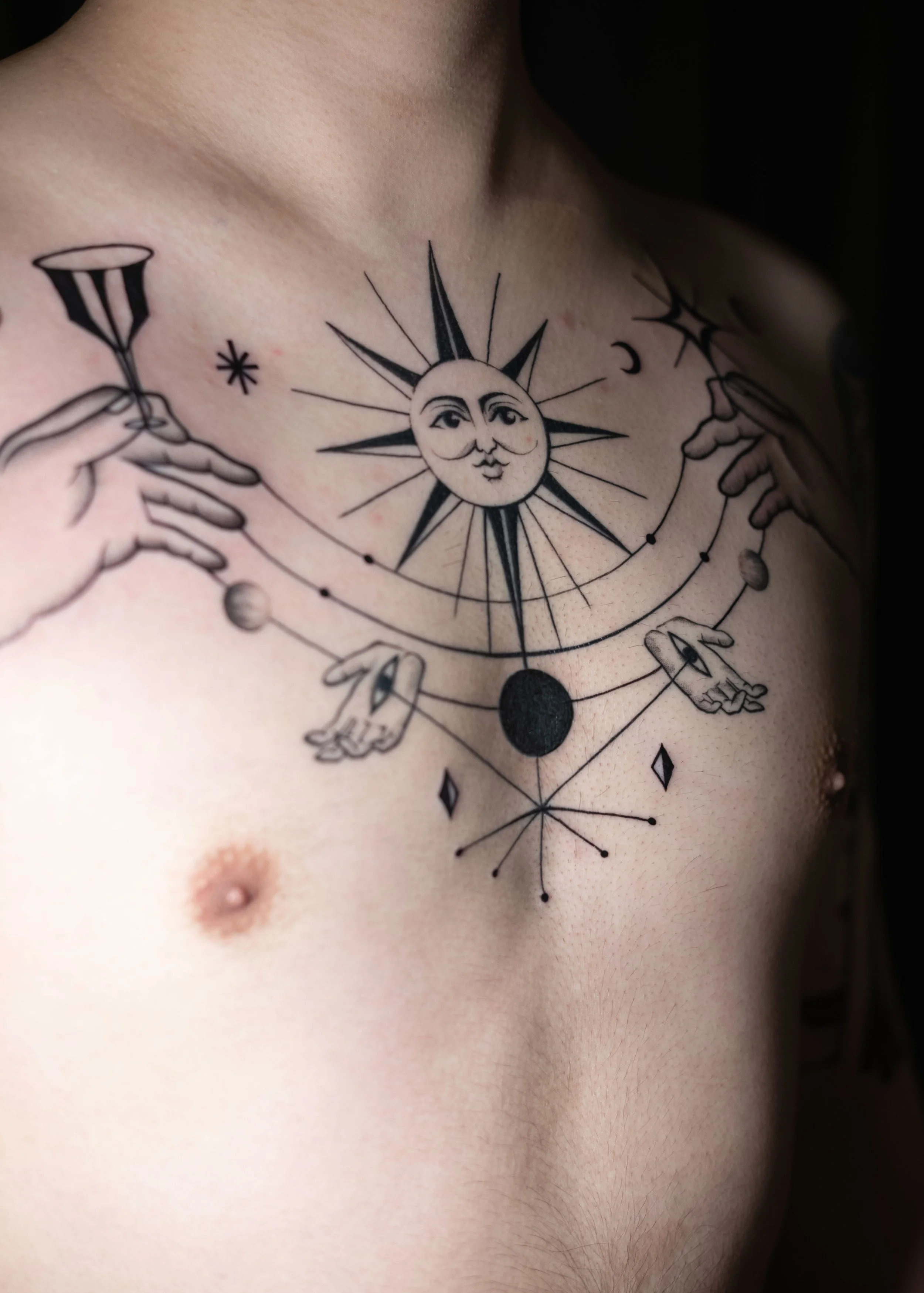 Sang-bleu-tattoo-@vencis__-freehand-ornamental-geometric-symmetry-london-studio-moon-face-stars-horoscope.jpg